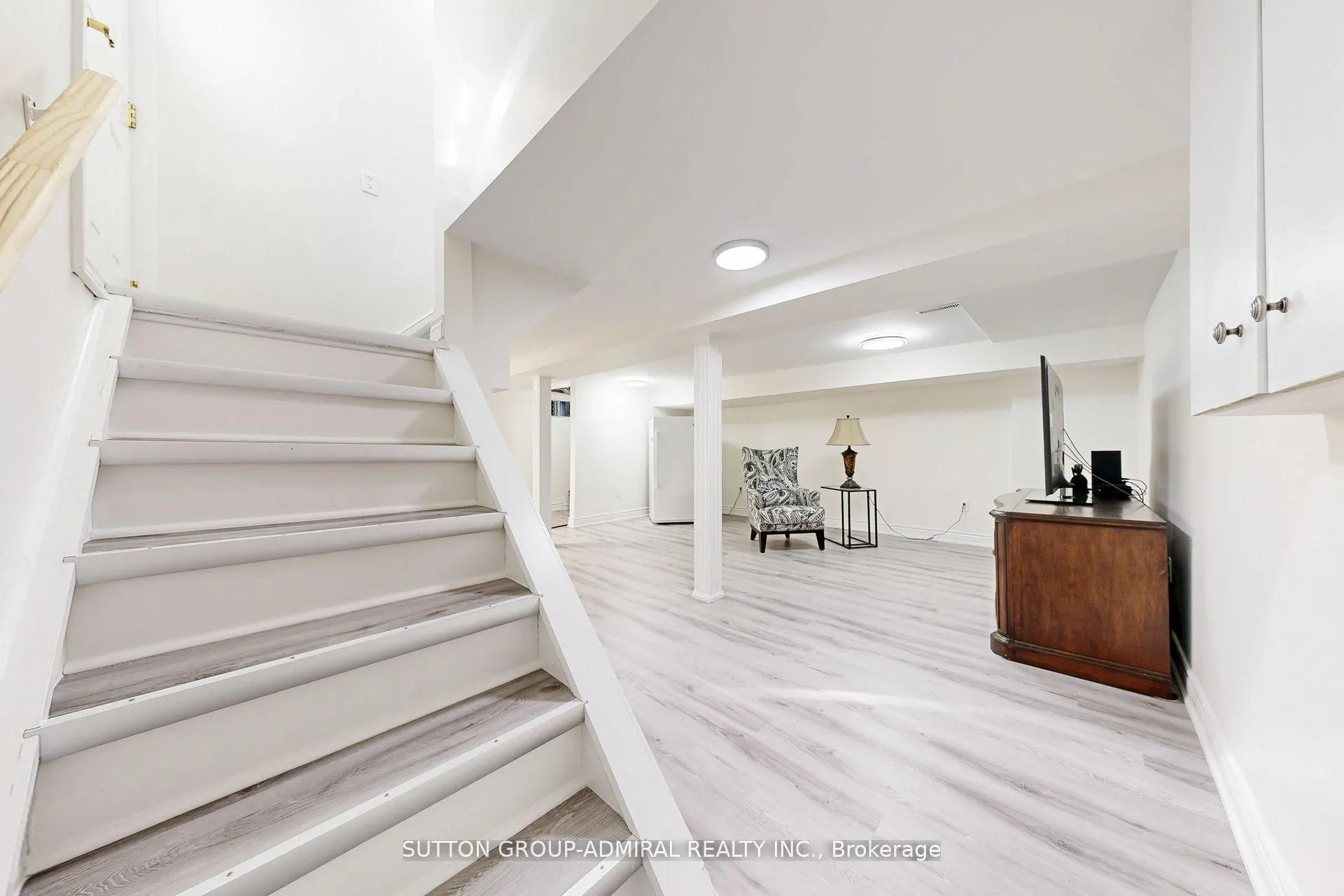 15 Glass Drive