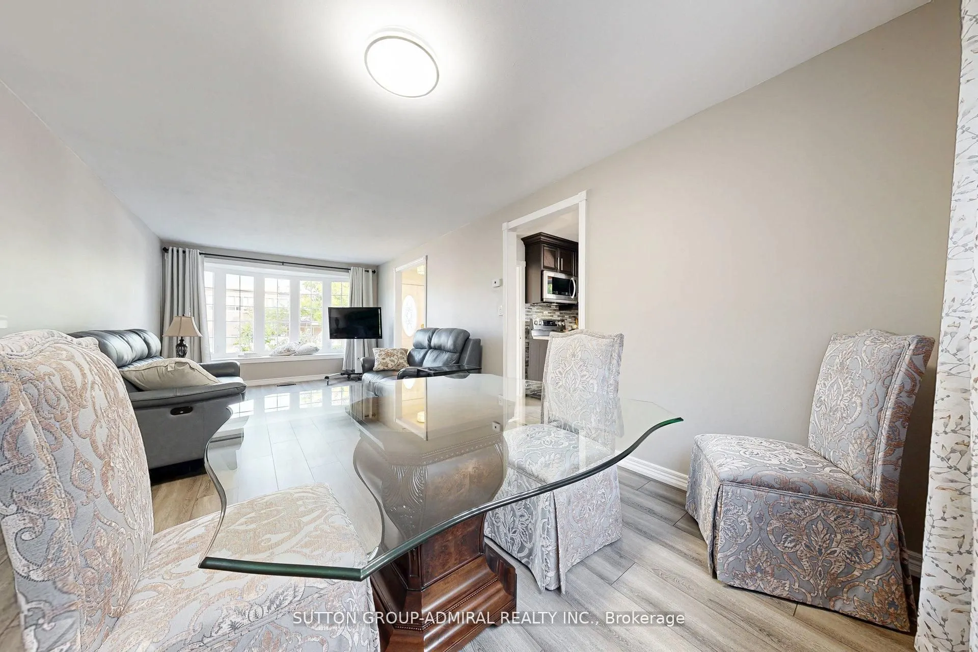 15 Glass Drive