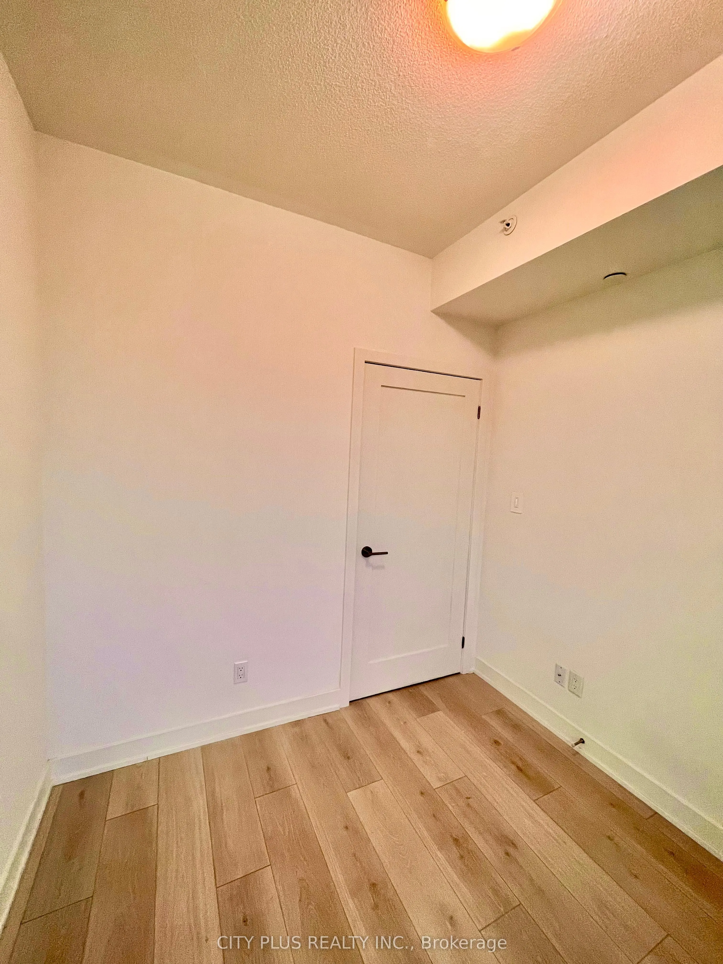1 Climo Lane, #302