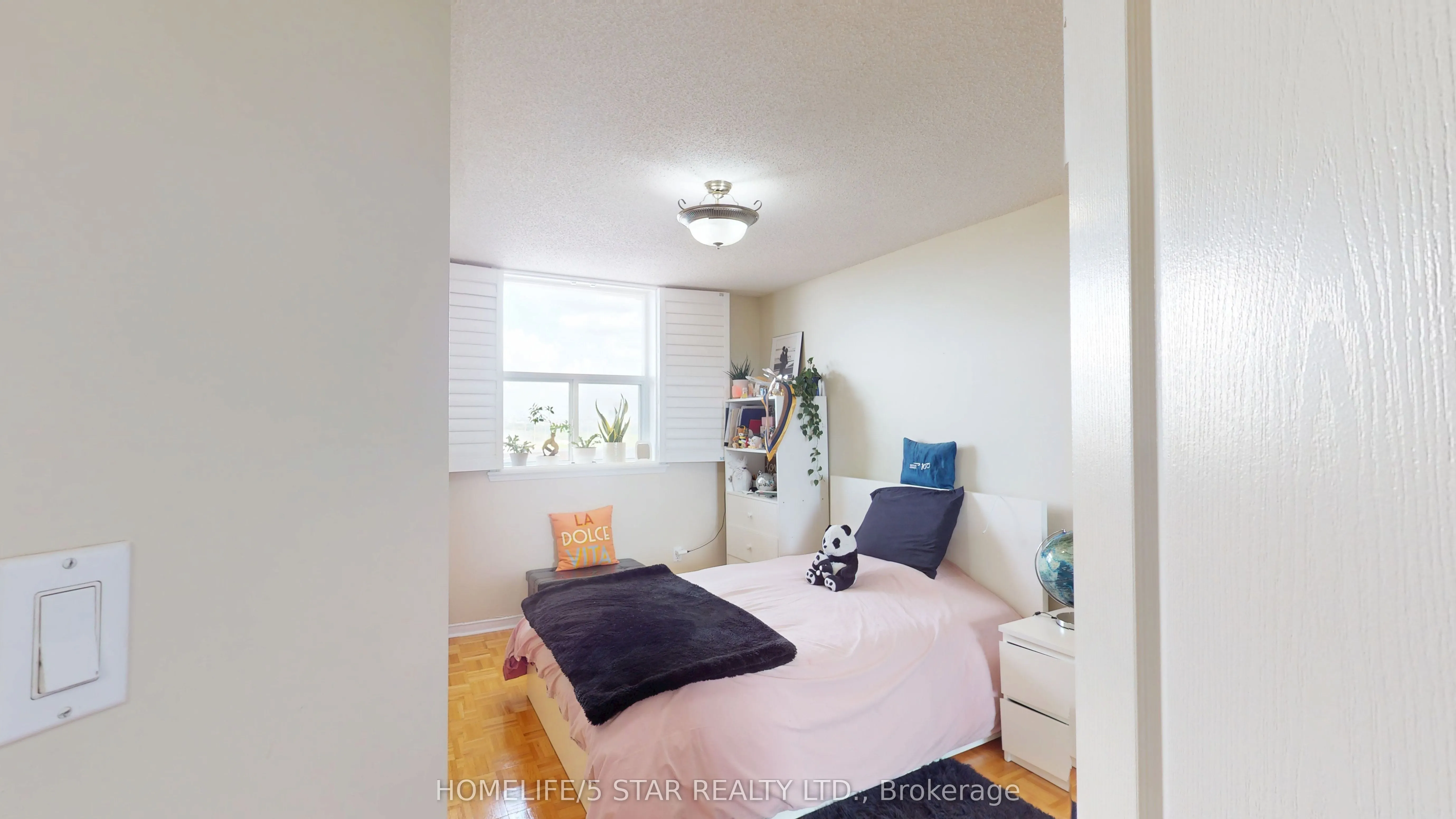 7373 MARTIN GROVE Road, #607