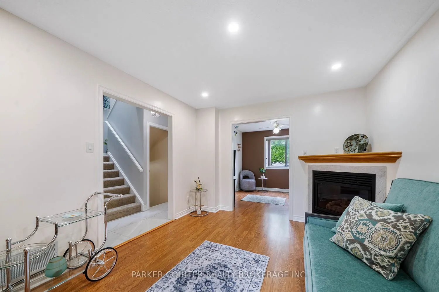 135 Victoria Street E