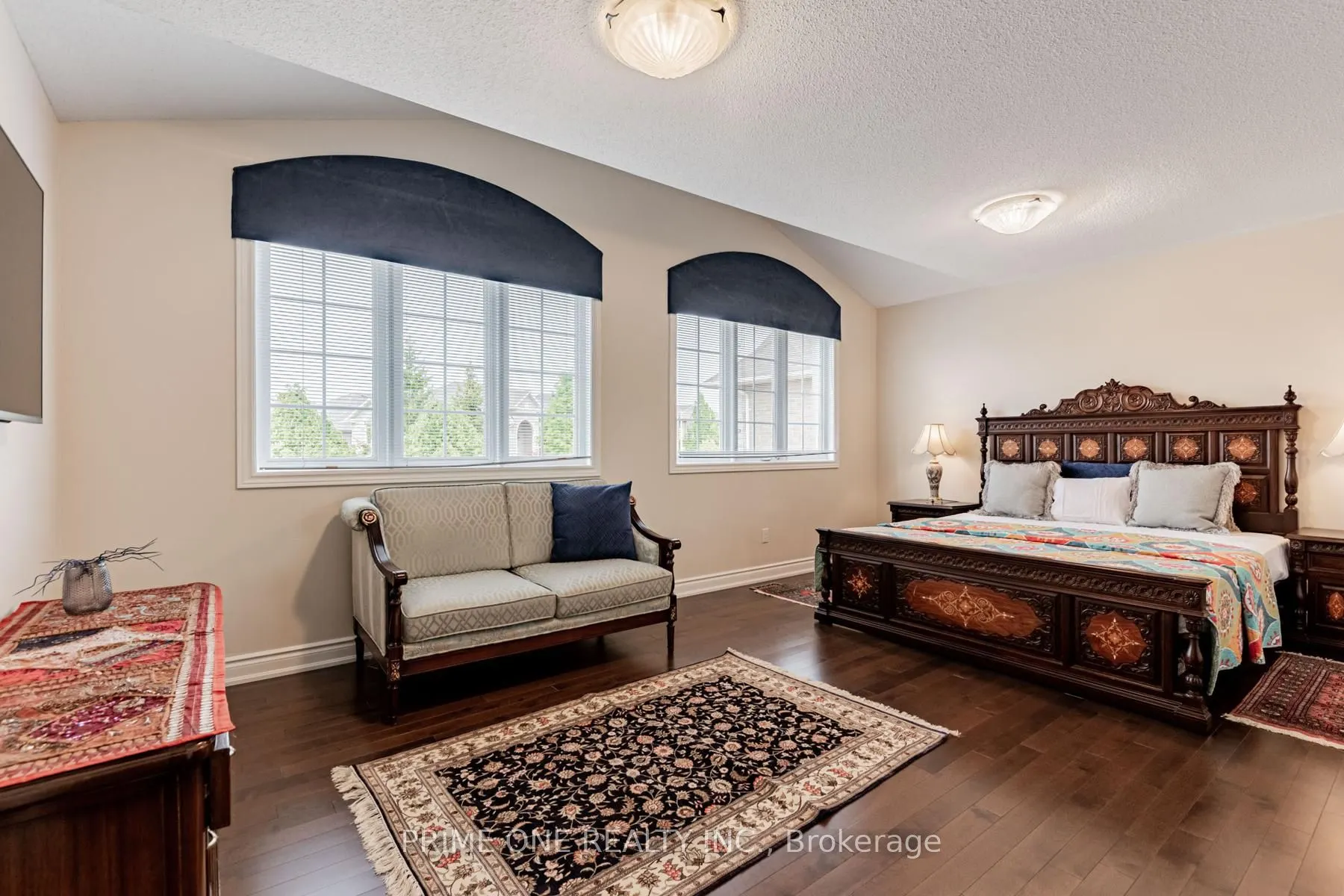 19 Ridgestone Drive