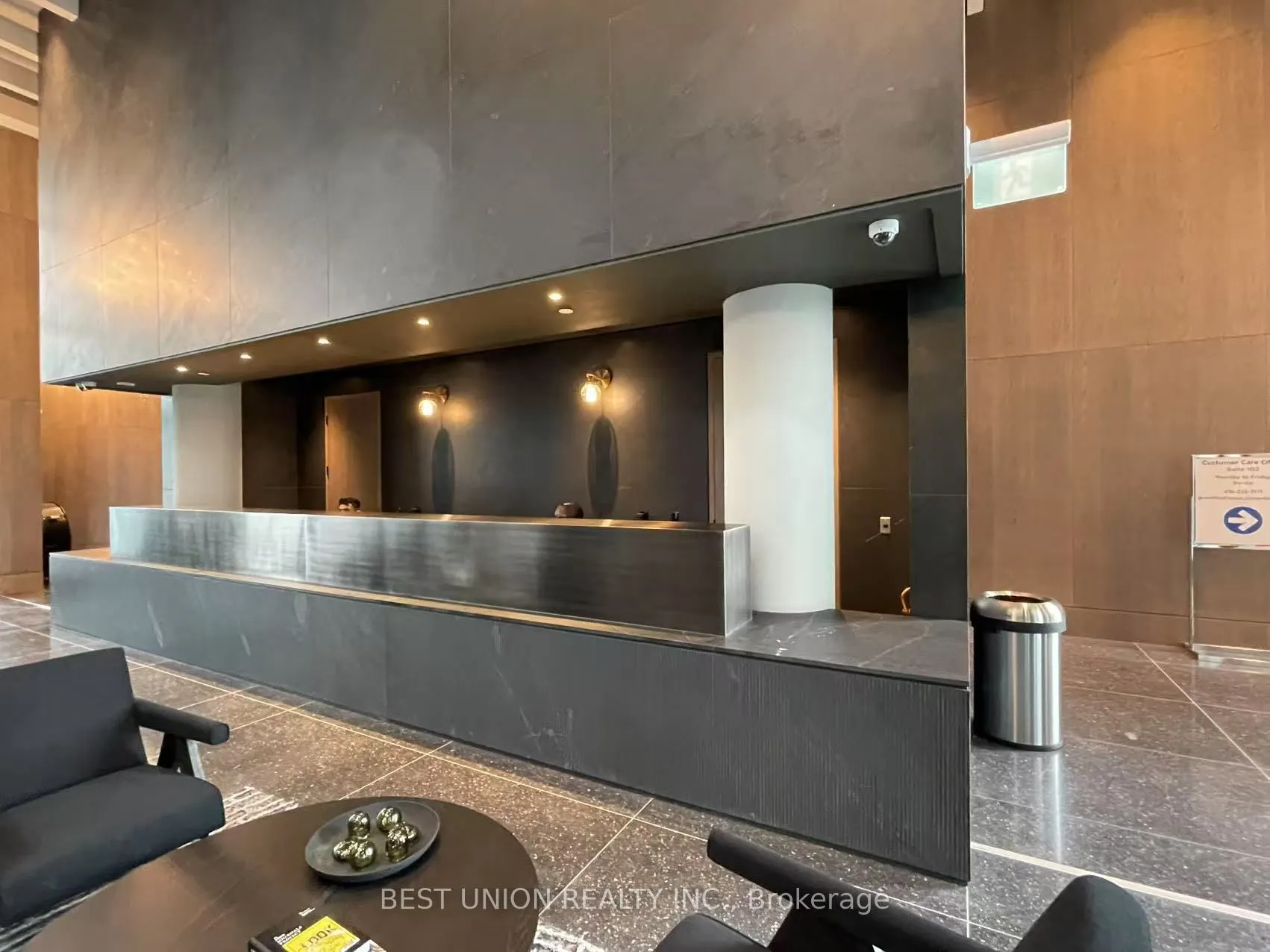 28 Interchange Way, #2810