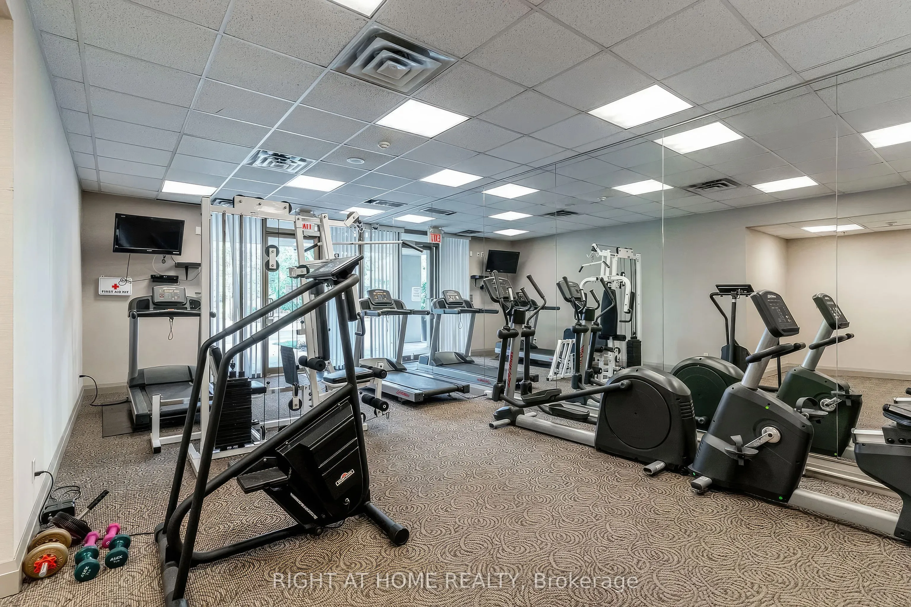 19 Northern Heights Drive, #404