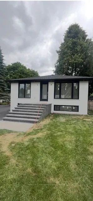 12 Kemano Road, #B