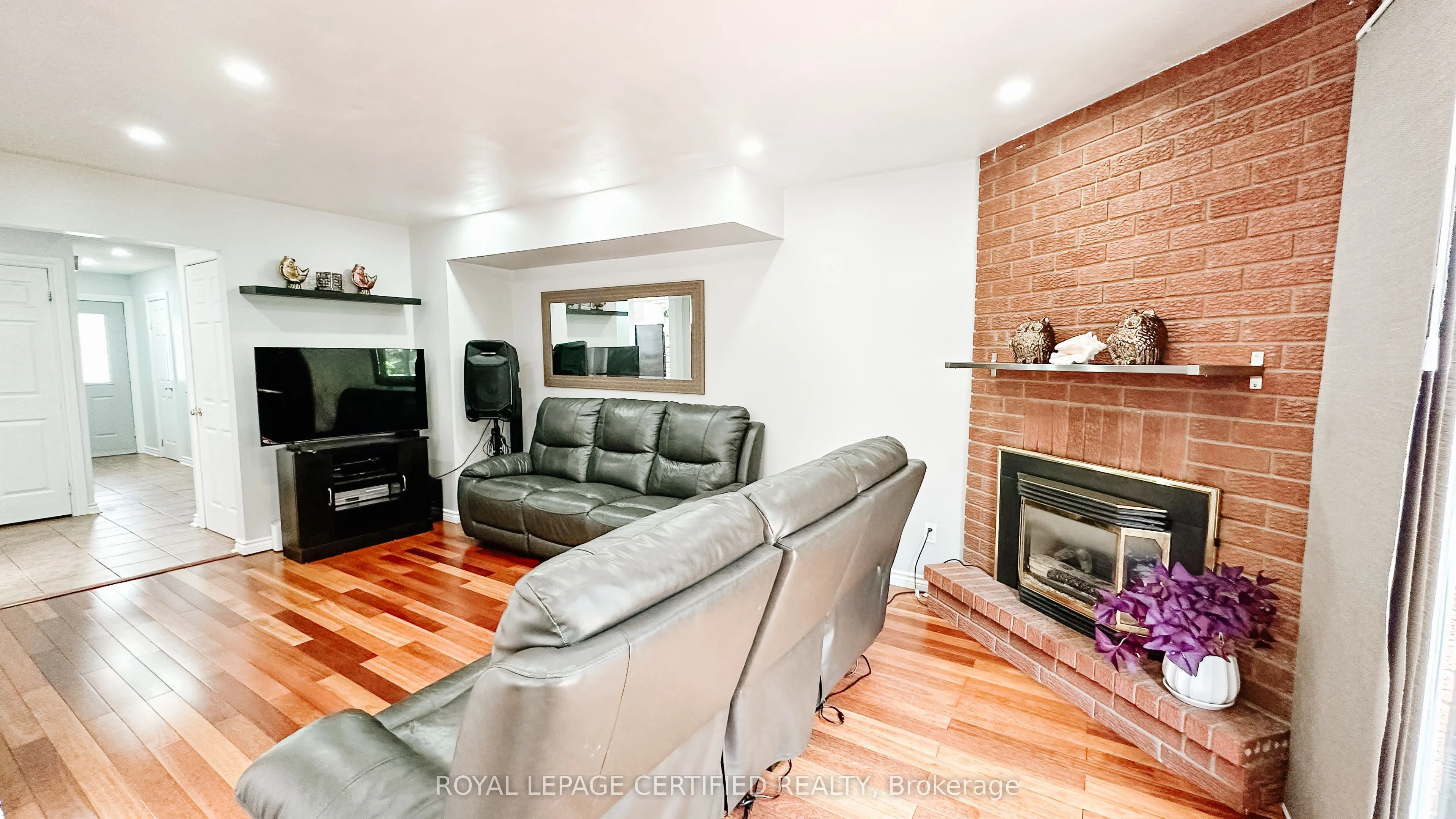 29 Cog Hill Drive