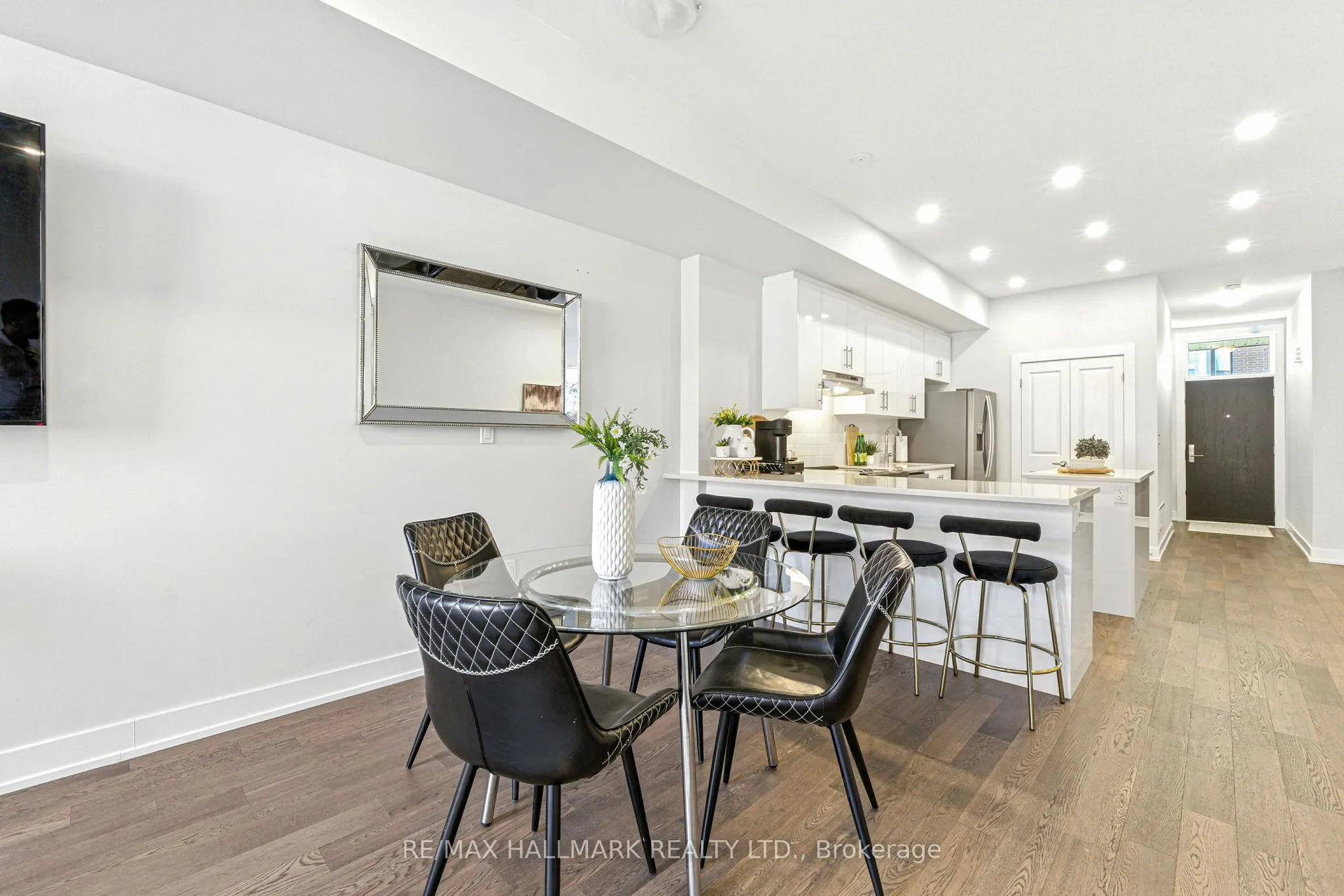 9590 Islington Avenue, #148