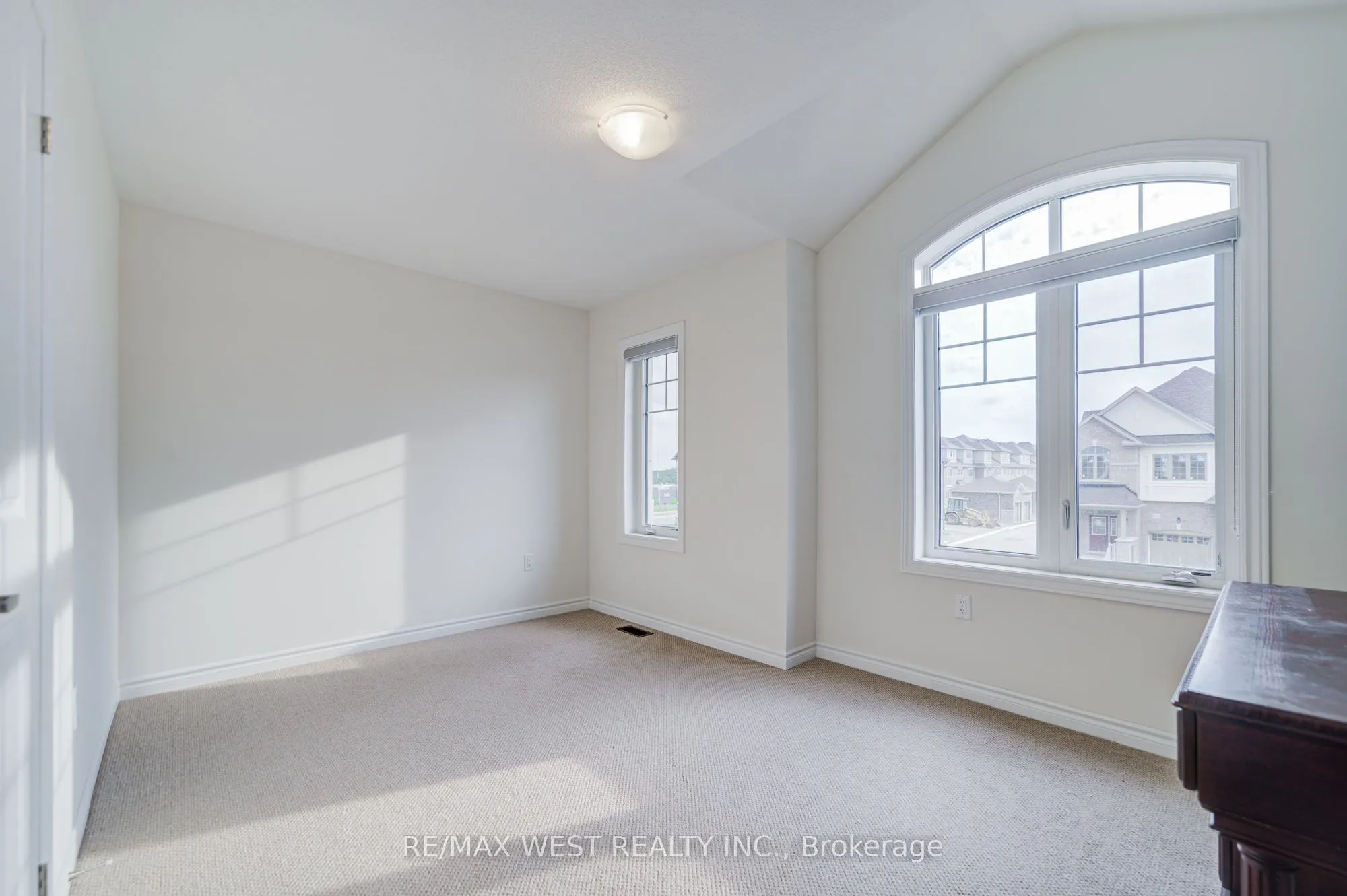 2171 Grainger Loop