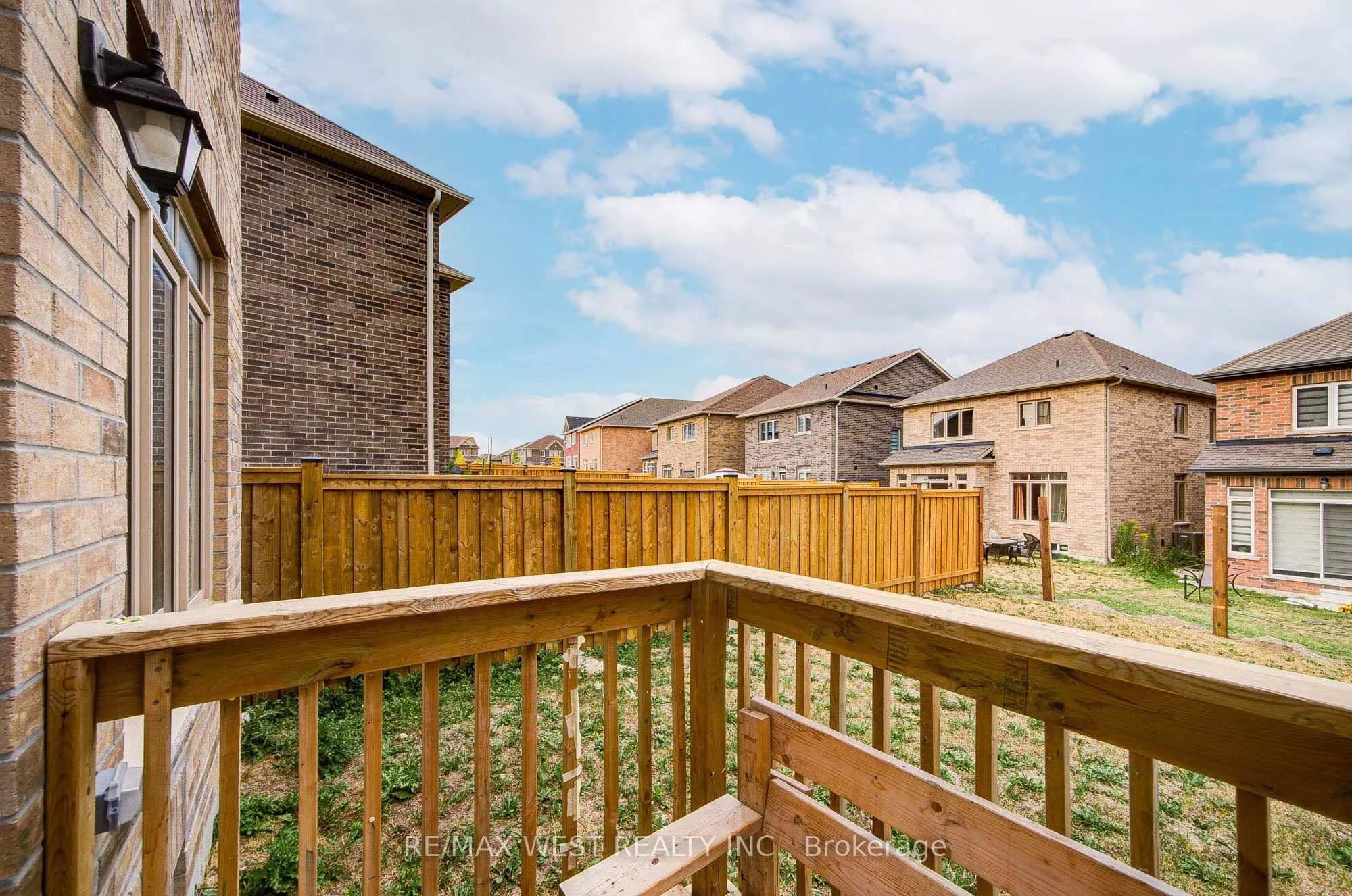 2171 Grainger Loop