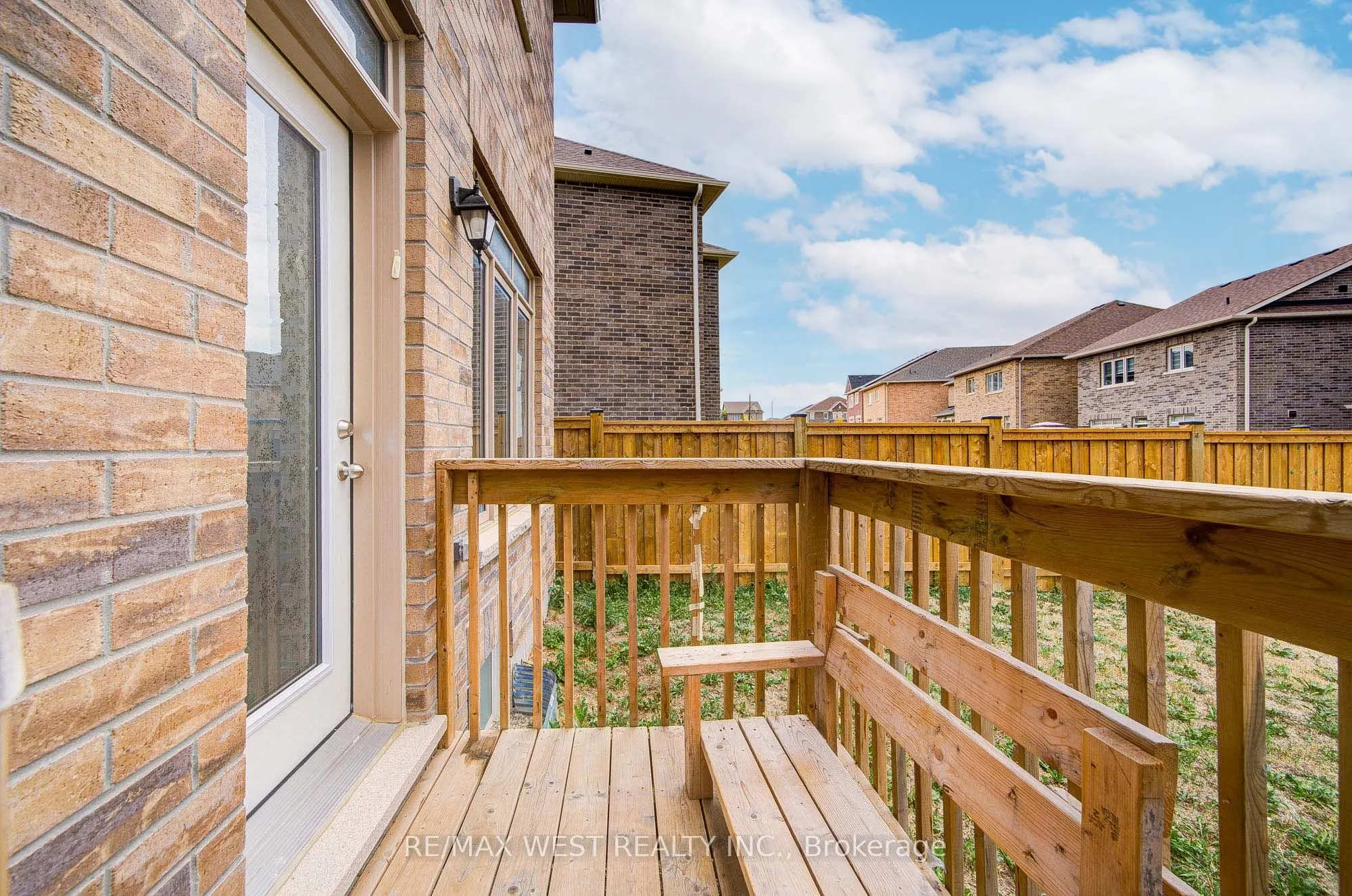 2171 Grainger Loop