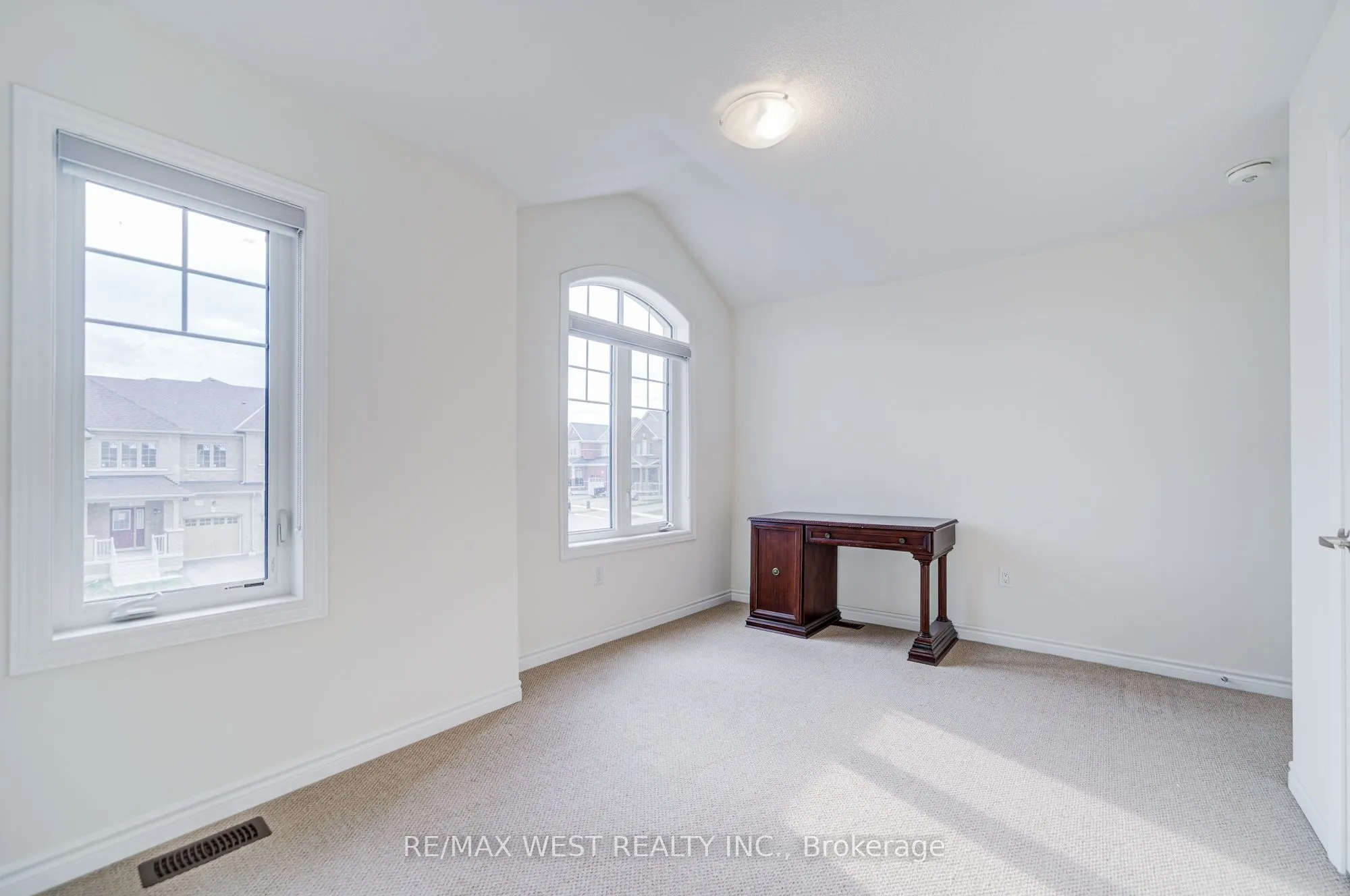 2171 Grainger Loop