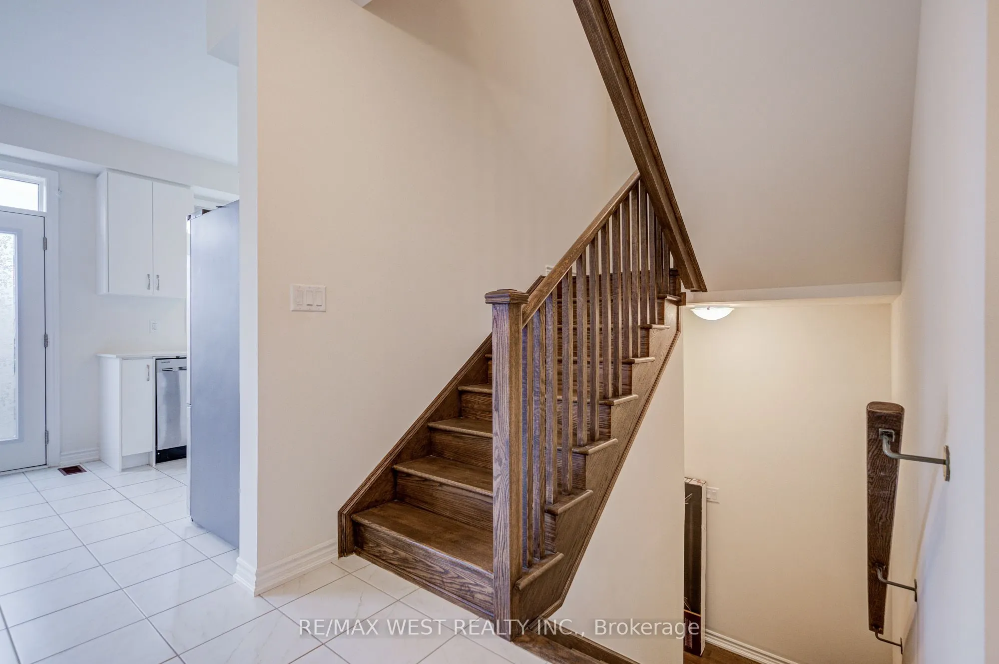 2171 Grainger Loop