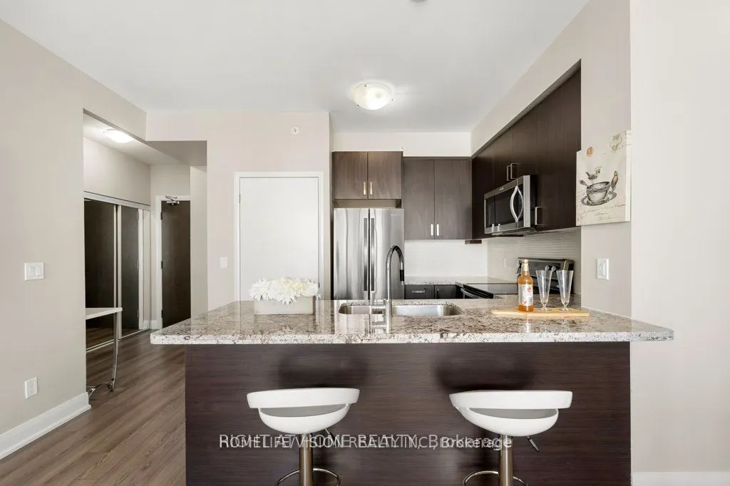 2900 HWY 7, #2505