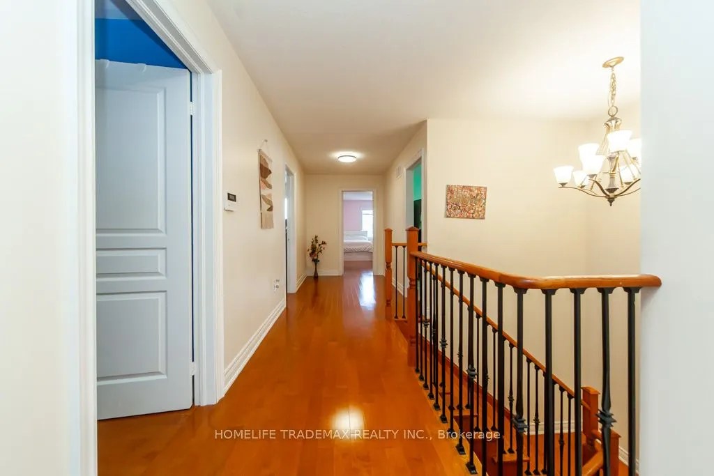 83 Ampezzo Avenue E