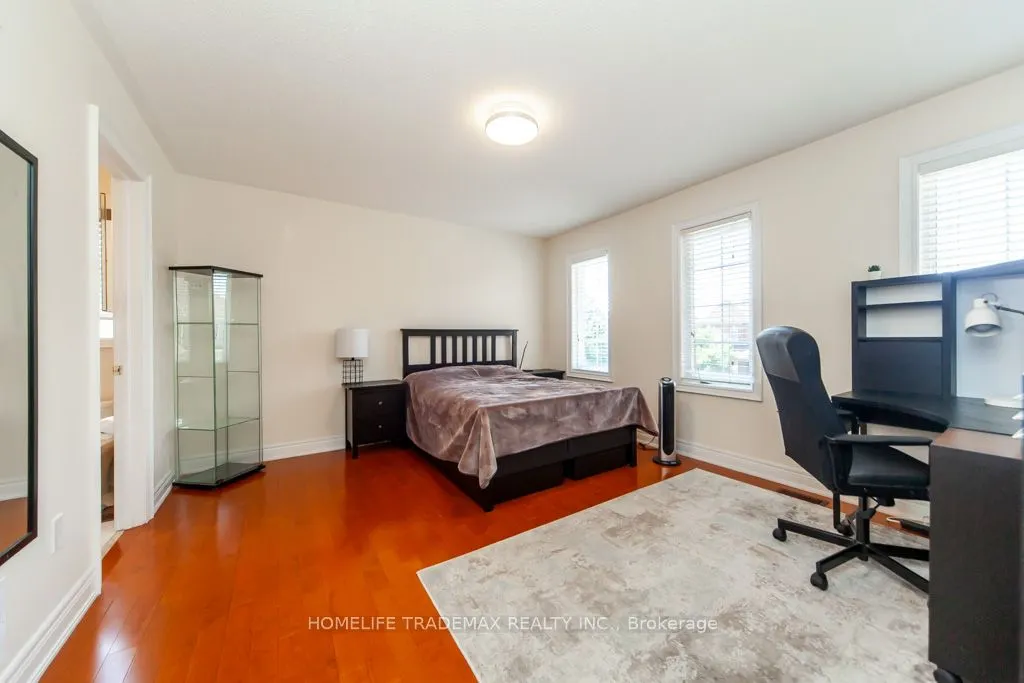 83 Ampezzo Avenue E