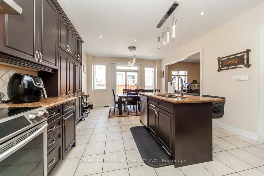 83 Ampezzo Avenue E