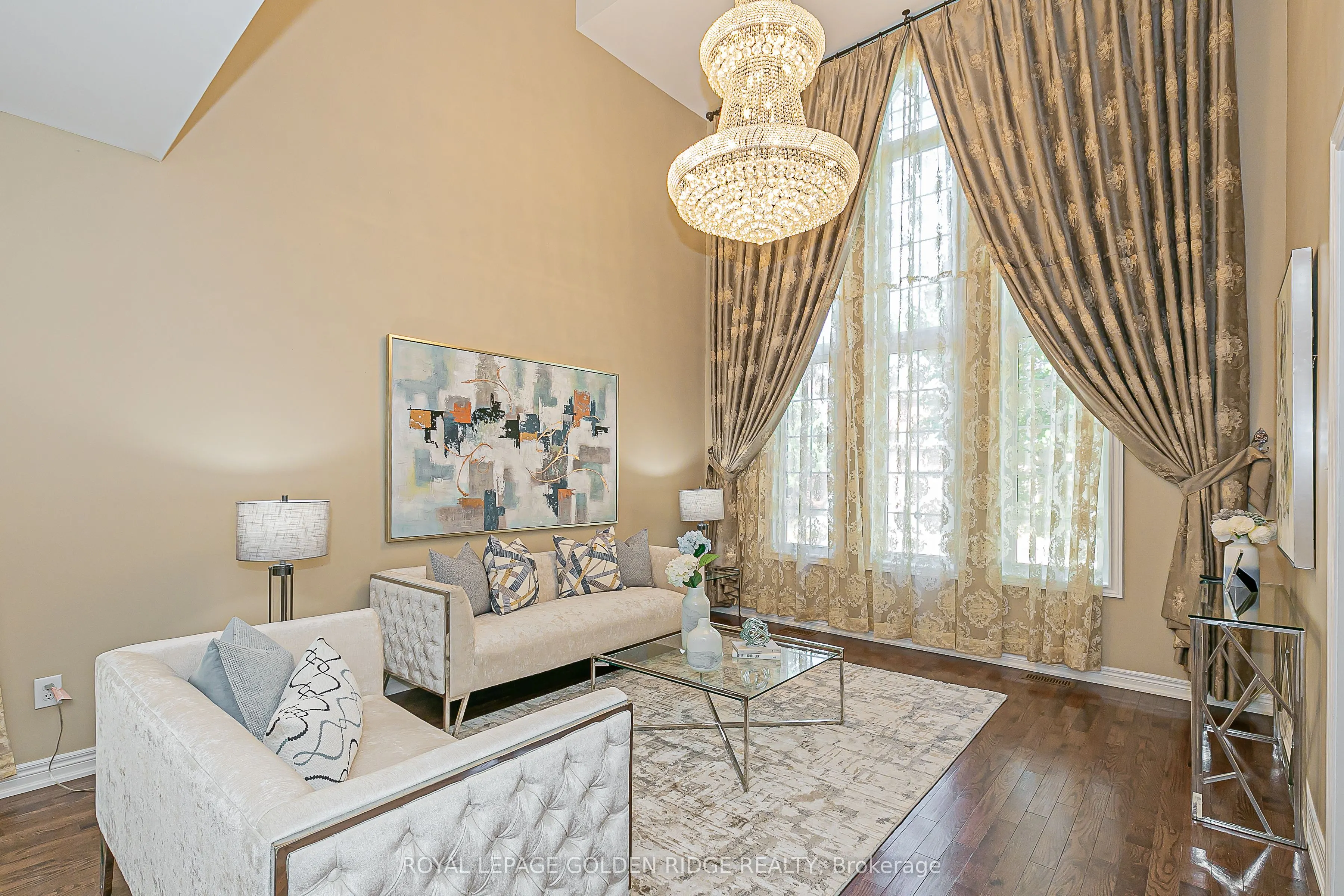 12 Golden Meadow Drive