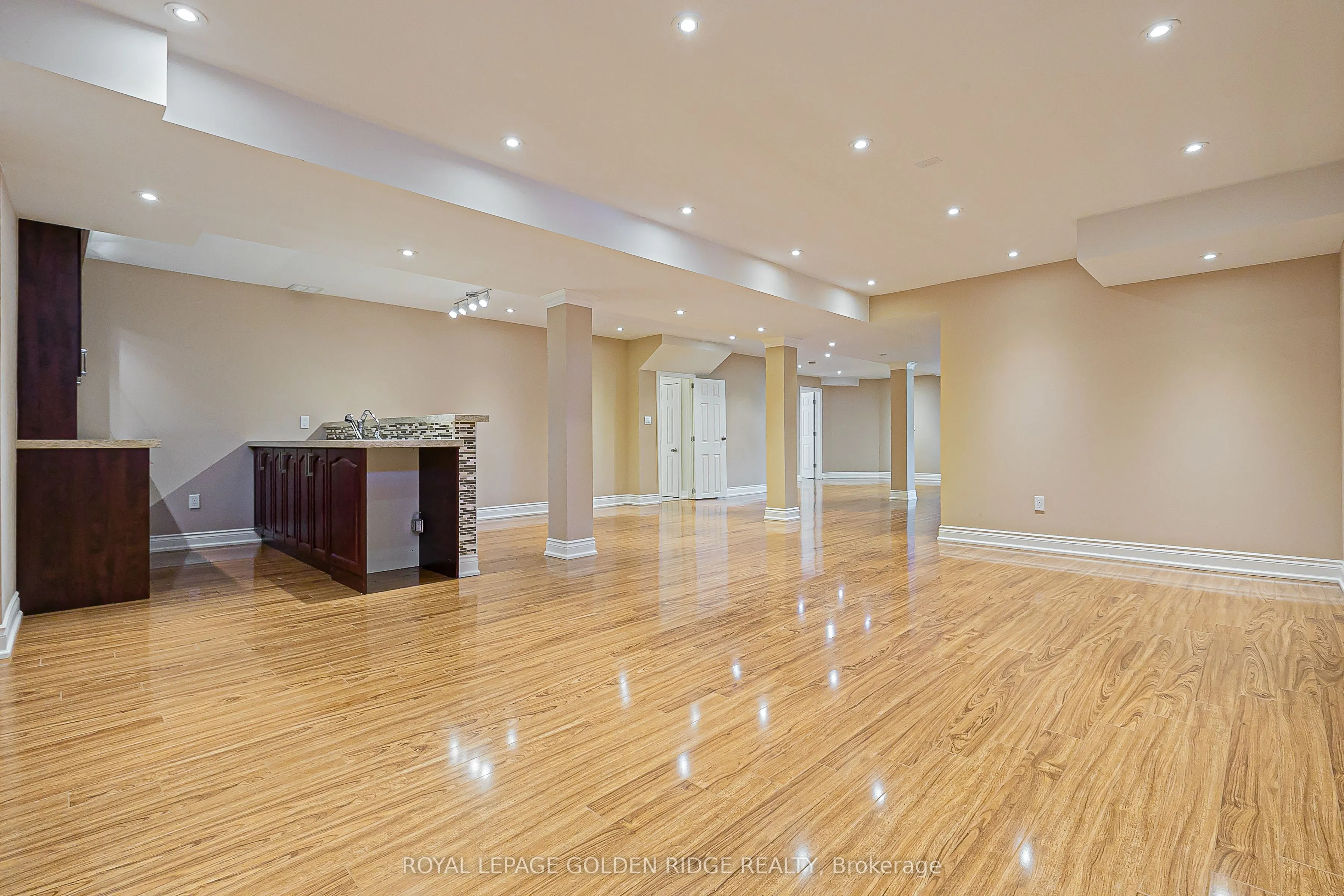 12 Golden Meadow Drive