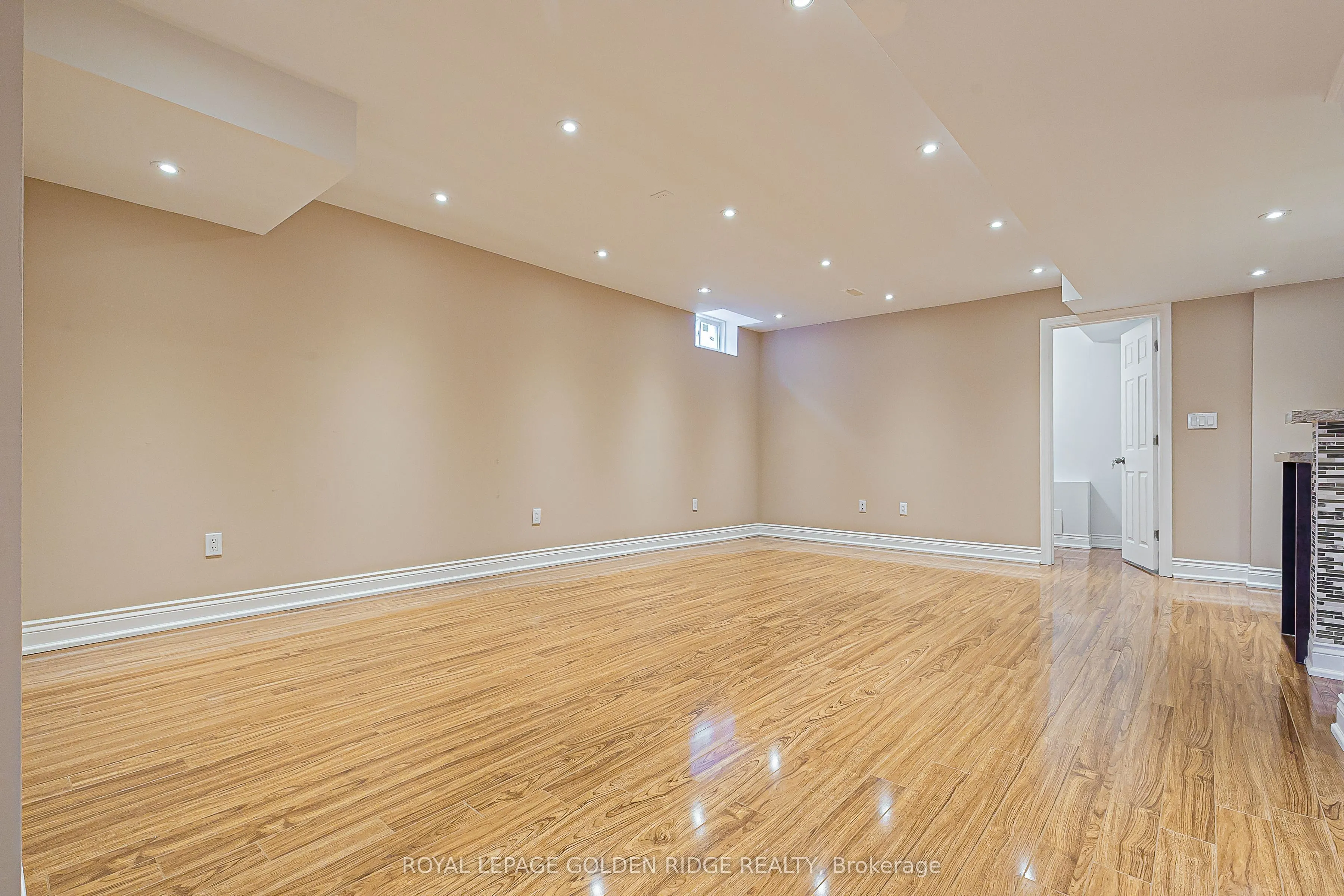 12 Golden Meadow Drive