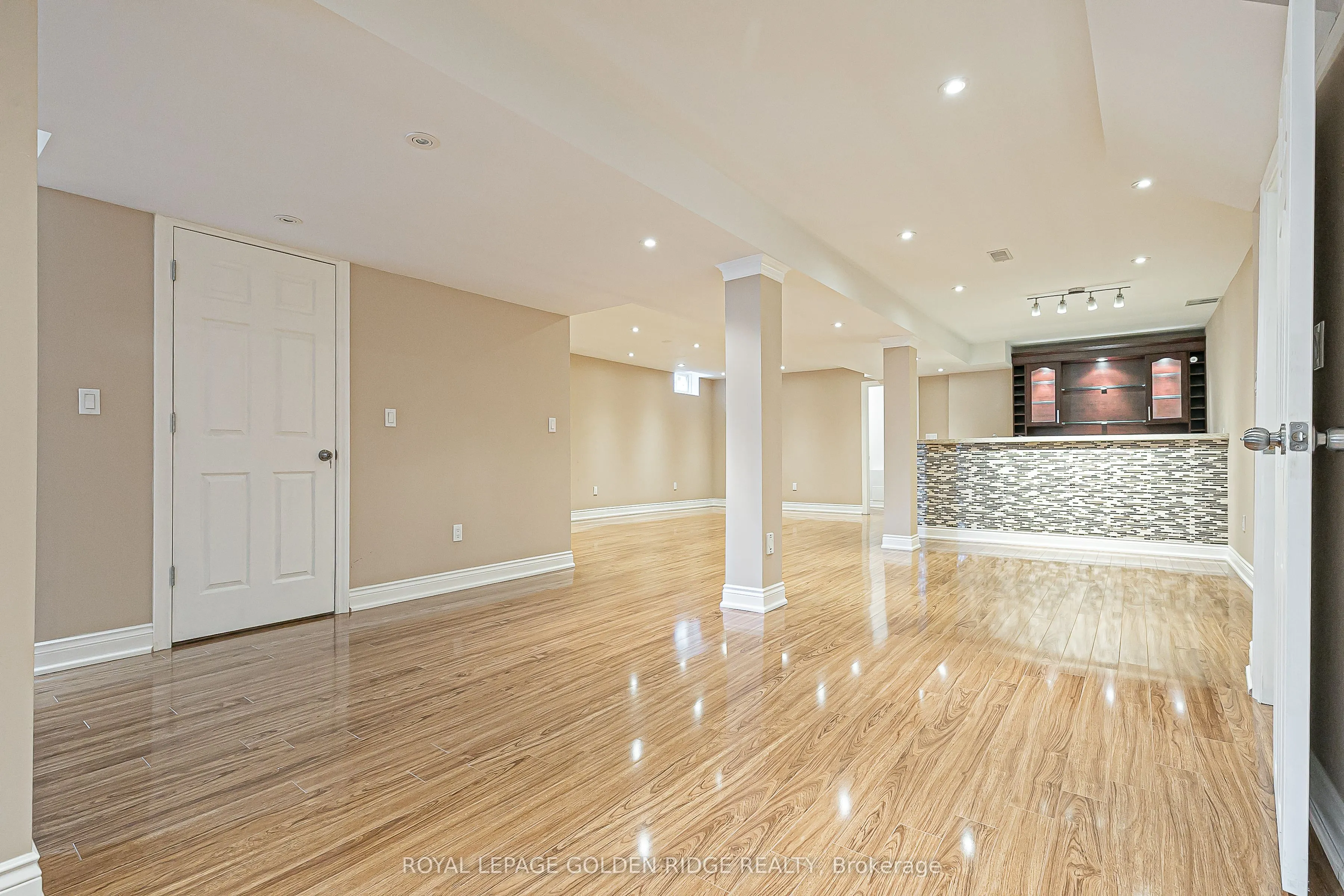 12 Golden Meadow Drive