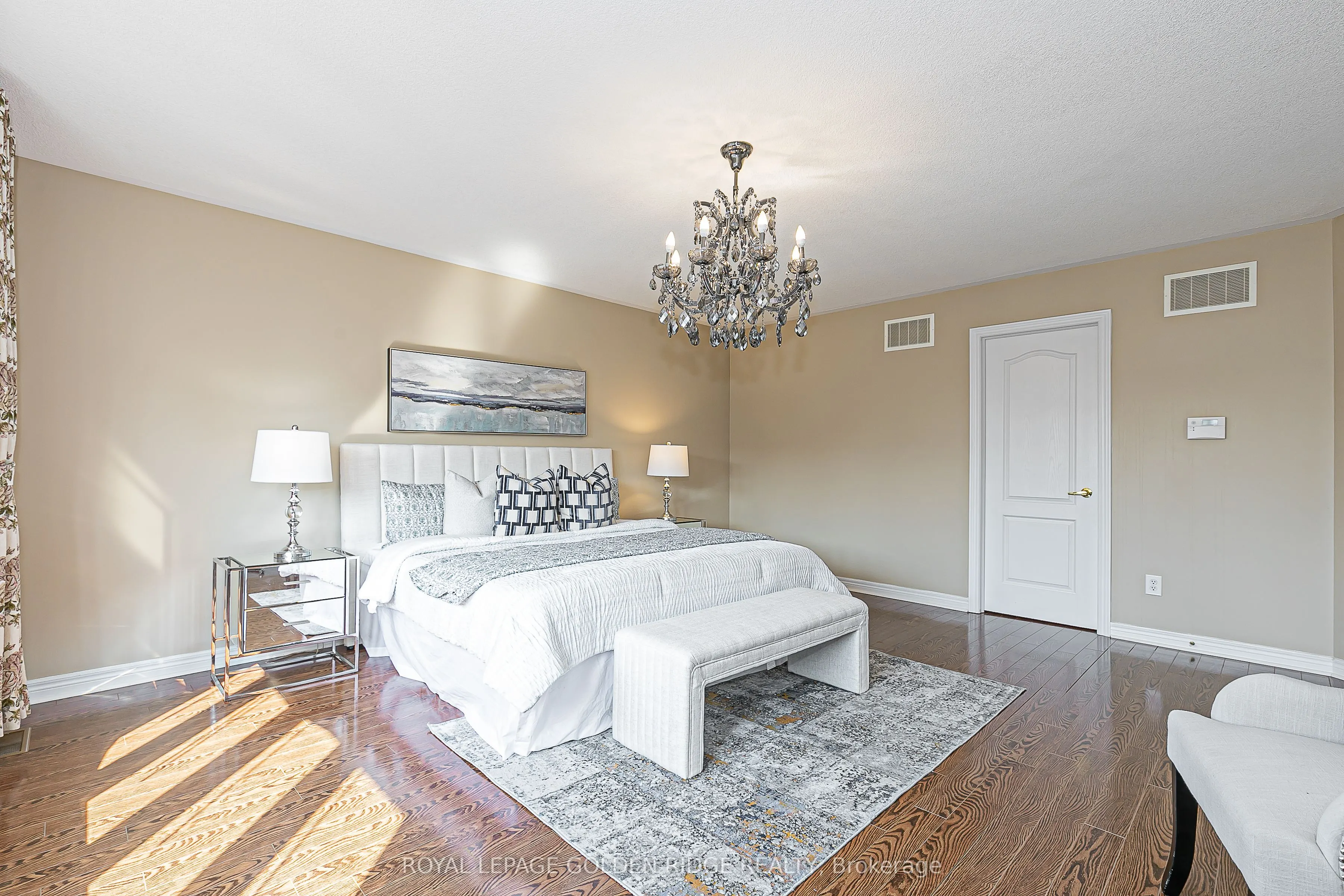12 Golden Meadow Drive