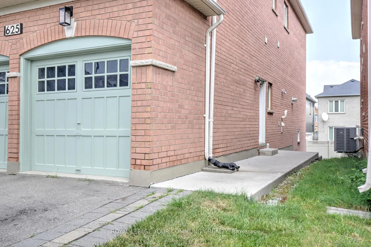 625 Grand Trunk Avenue, #2-bed Walk-Out Basement
