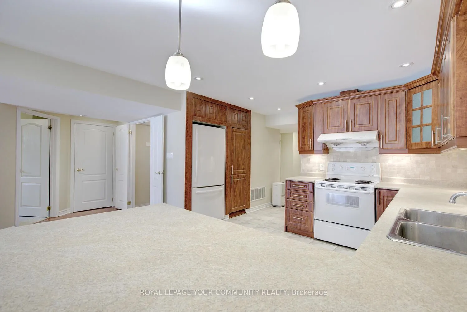 625 Grand Trunk Avenue, #2-bed Walk-Out Basement
