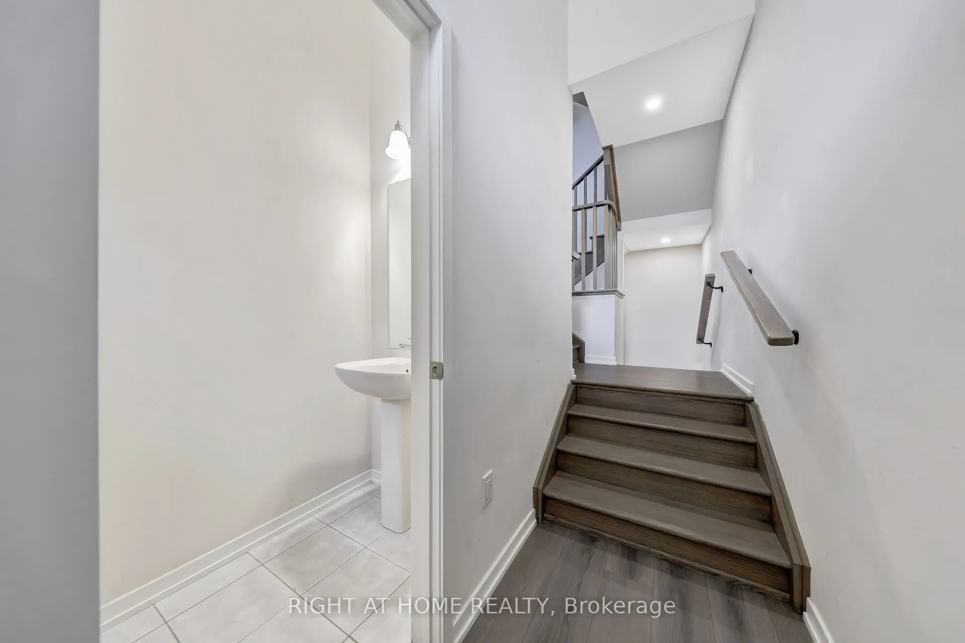 113 Crimson Forest Drive