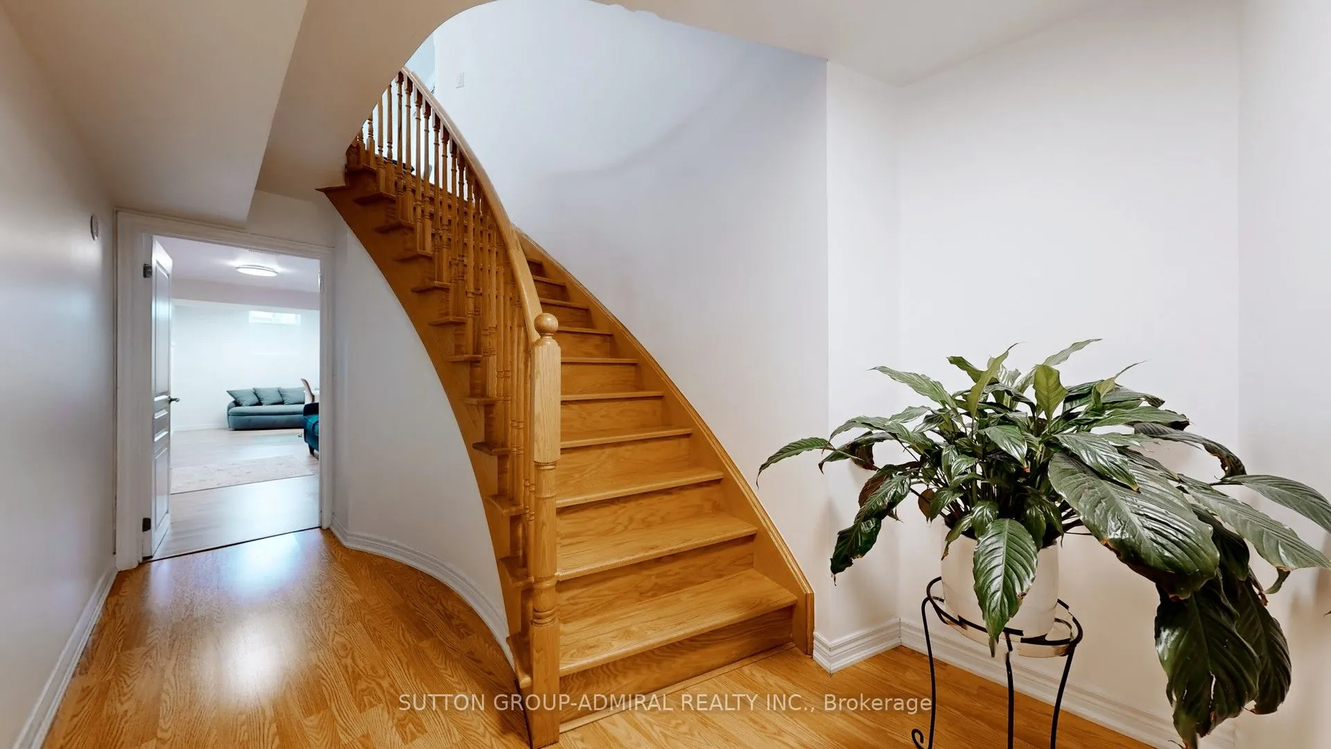 93 Windrow Street