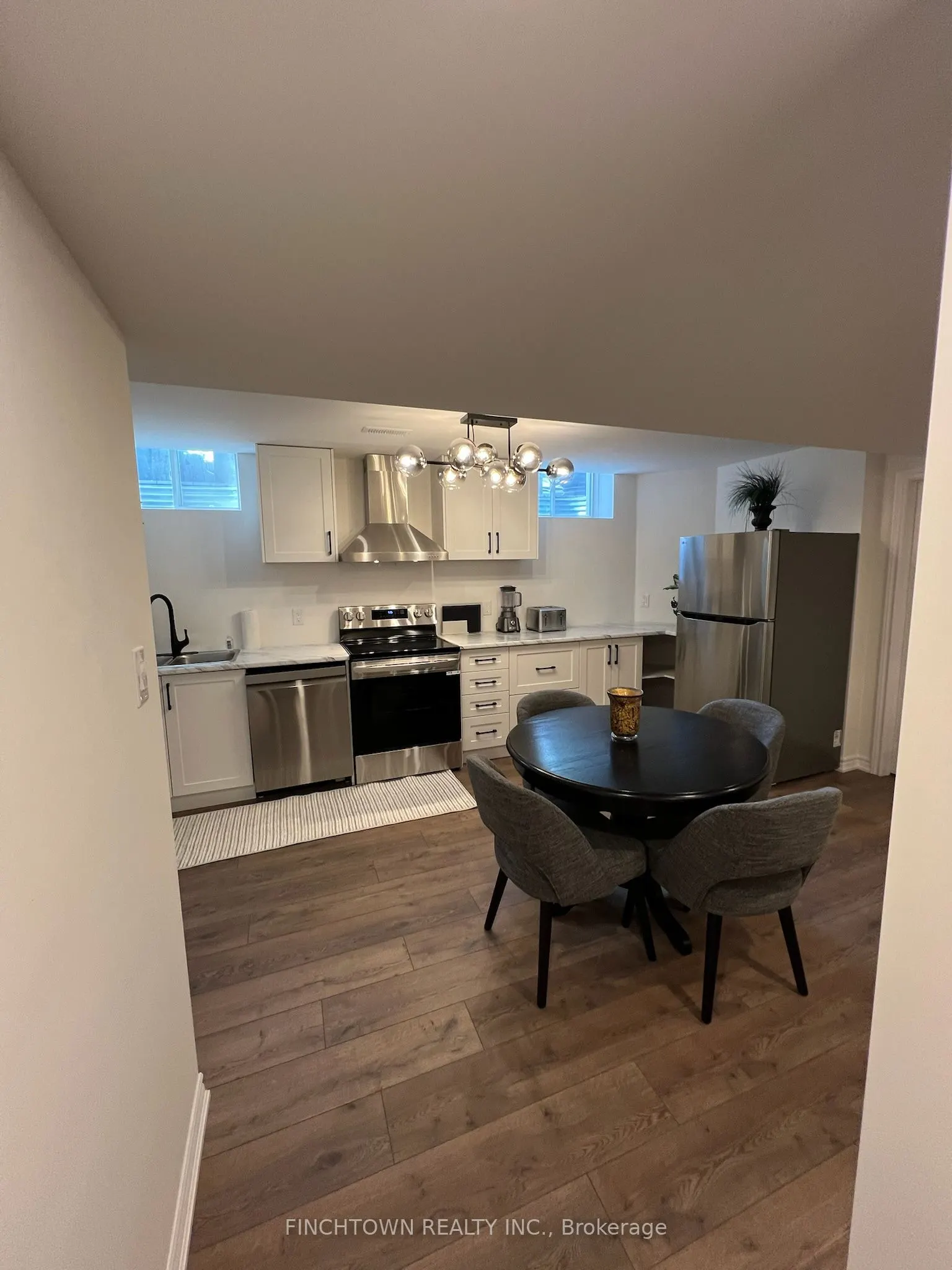 10 Green Manor Crescent, #BSMT