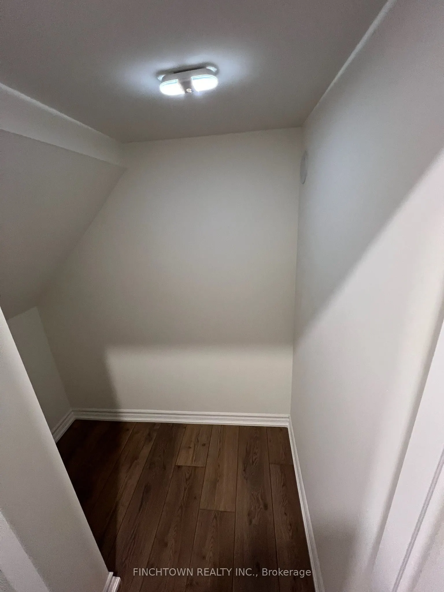 10 Green Manor Crescent, #BSMT
