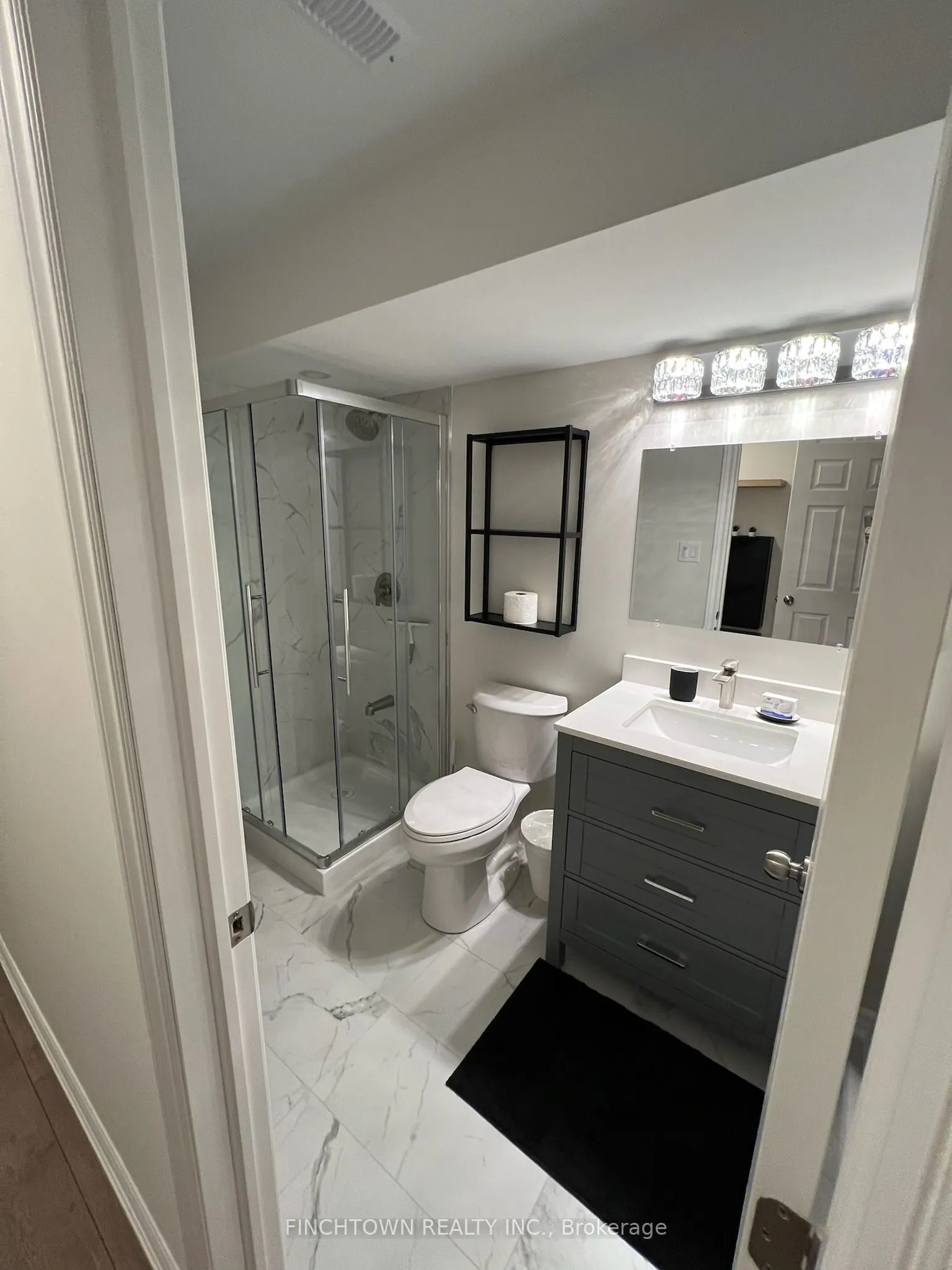 10 Green Manor Crescent, #BSMT