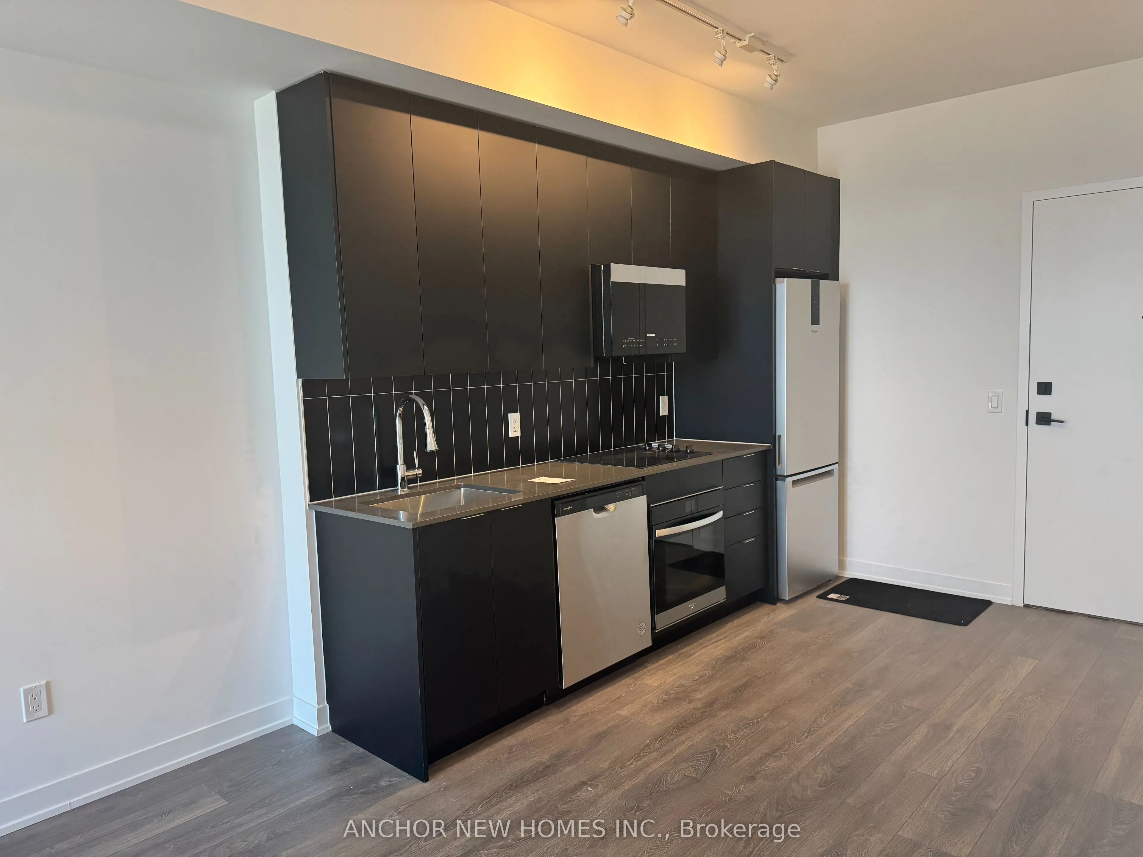 498 Caldari Road, #1025