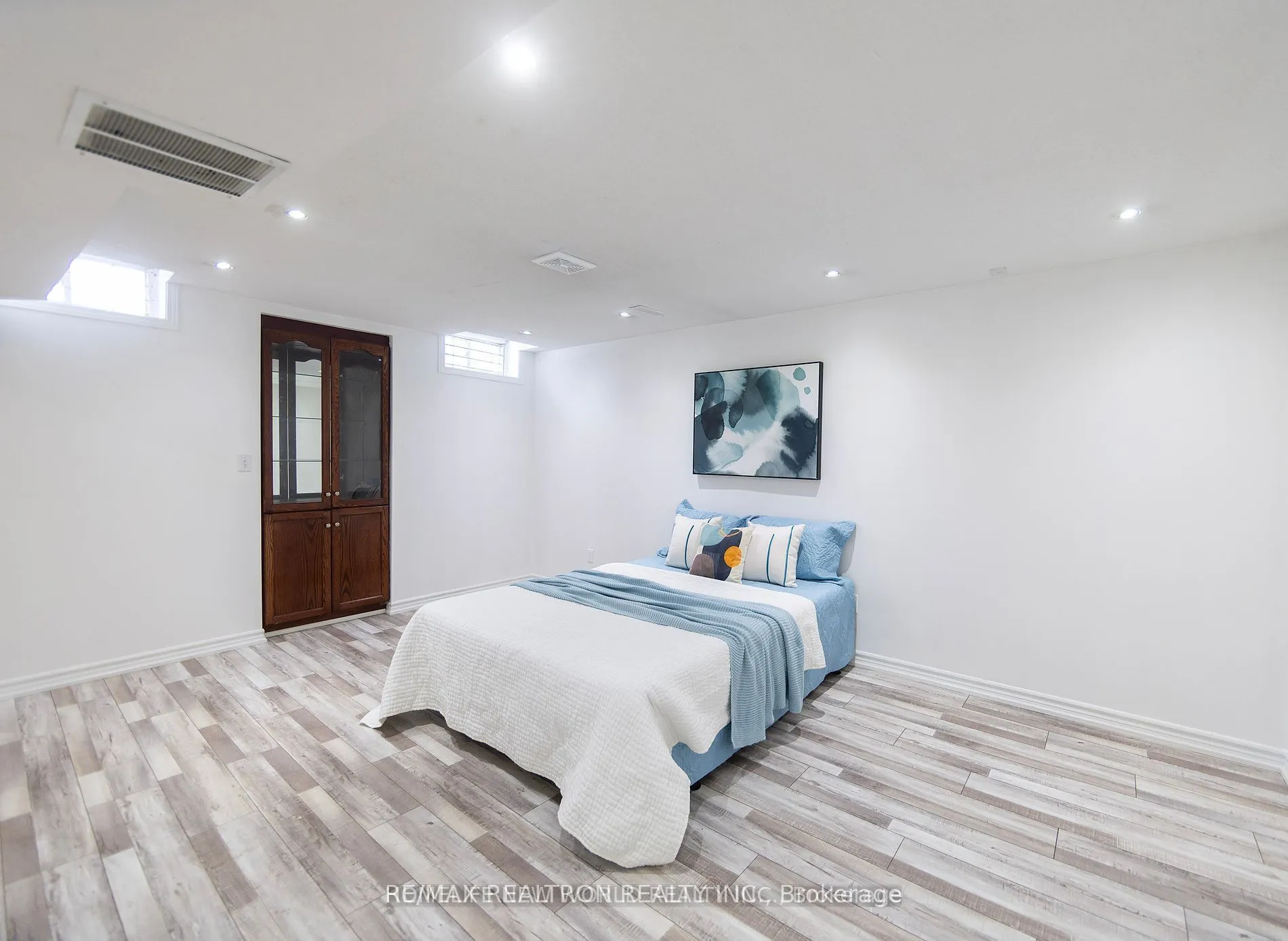 22 Alfred Paterson Drive