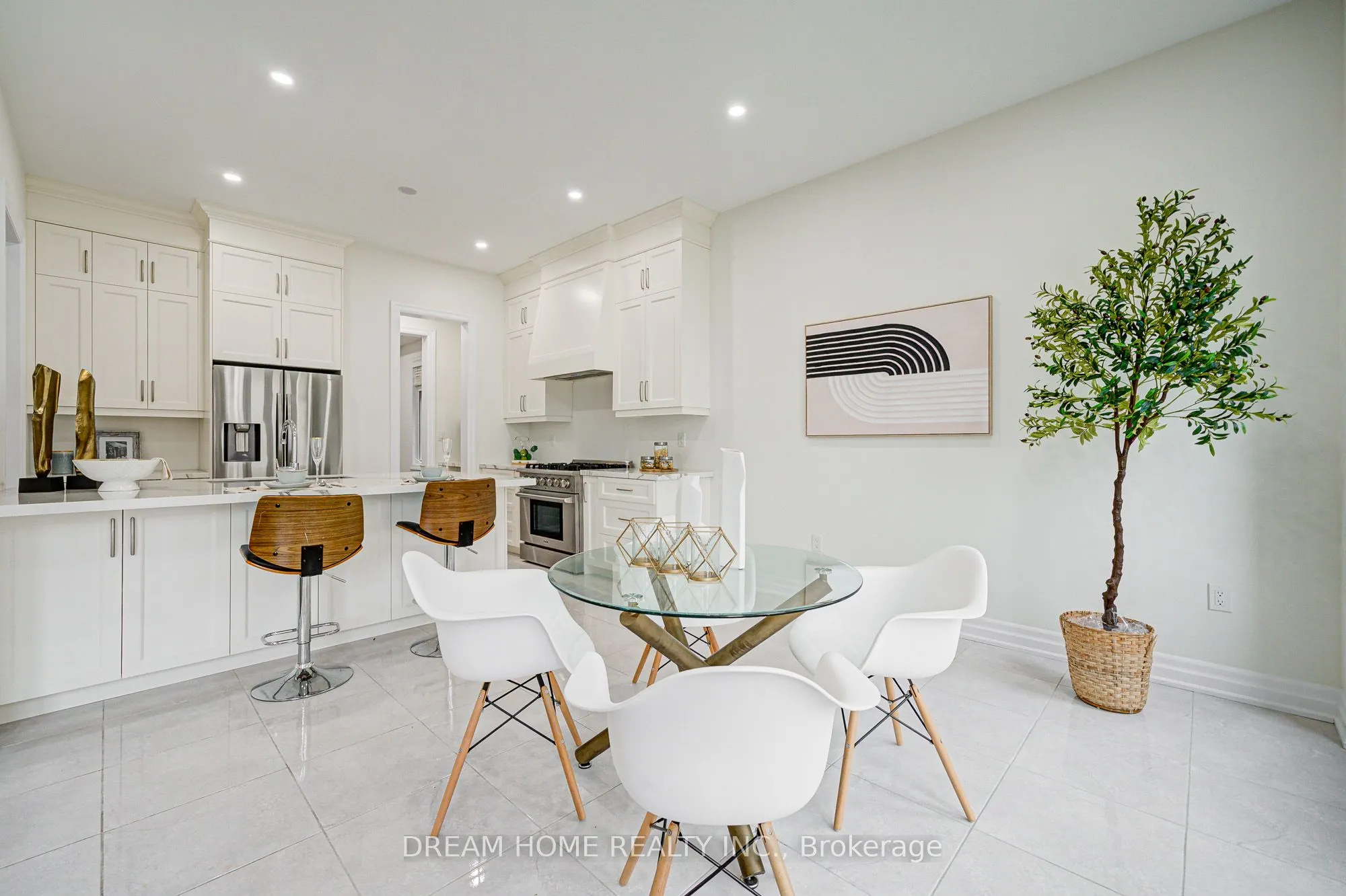113 Botelho Circle