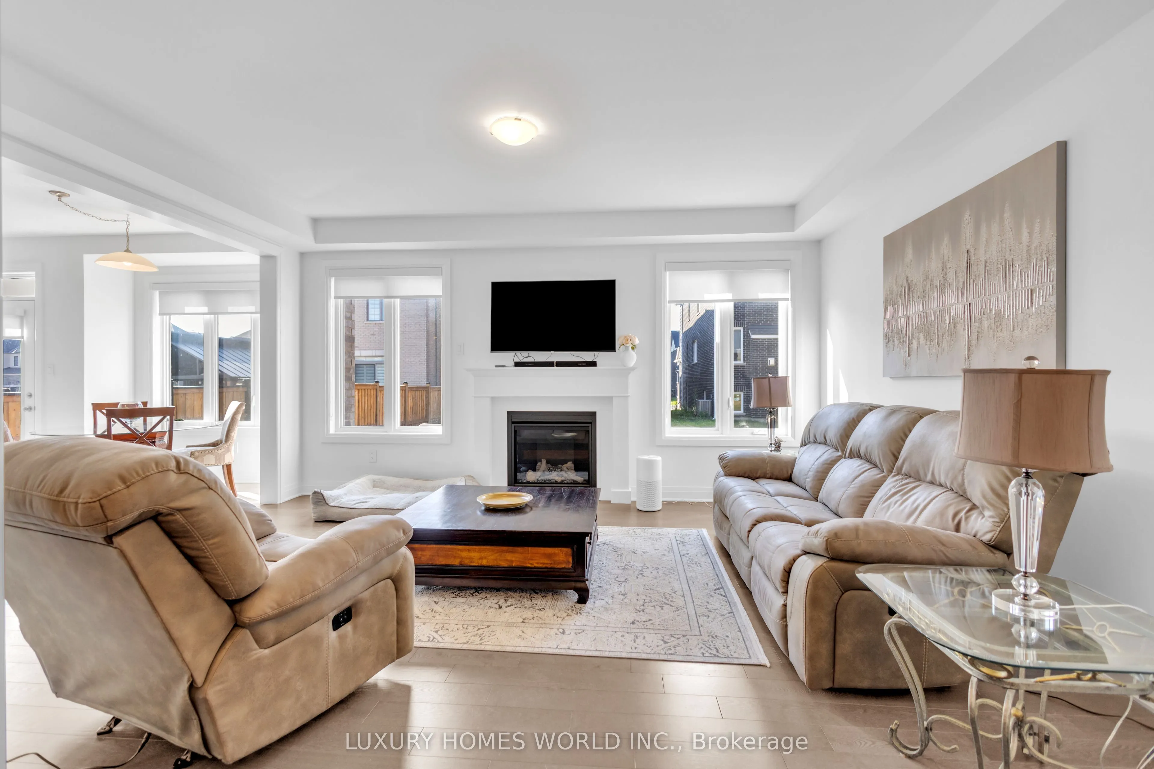 657 Lamb Street E