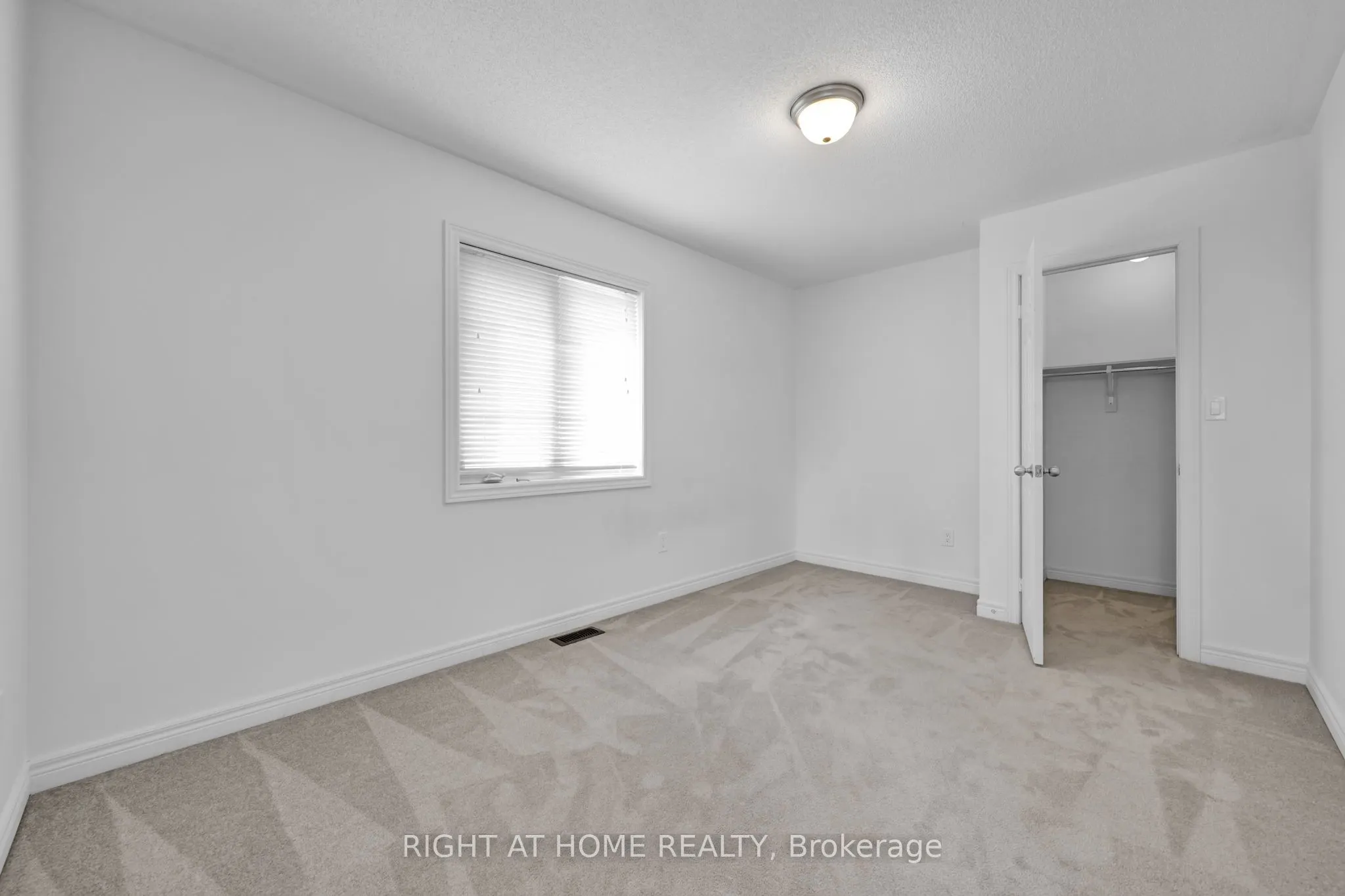 18 Romanelli Crescent
