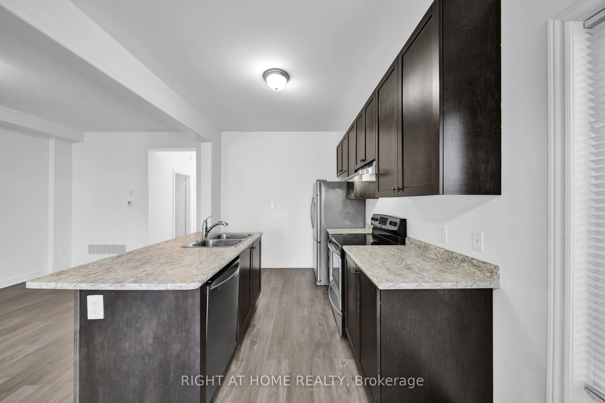 18 Romanelli Crescent