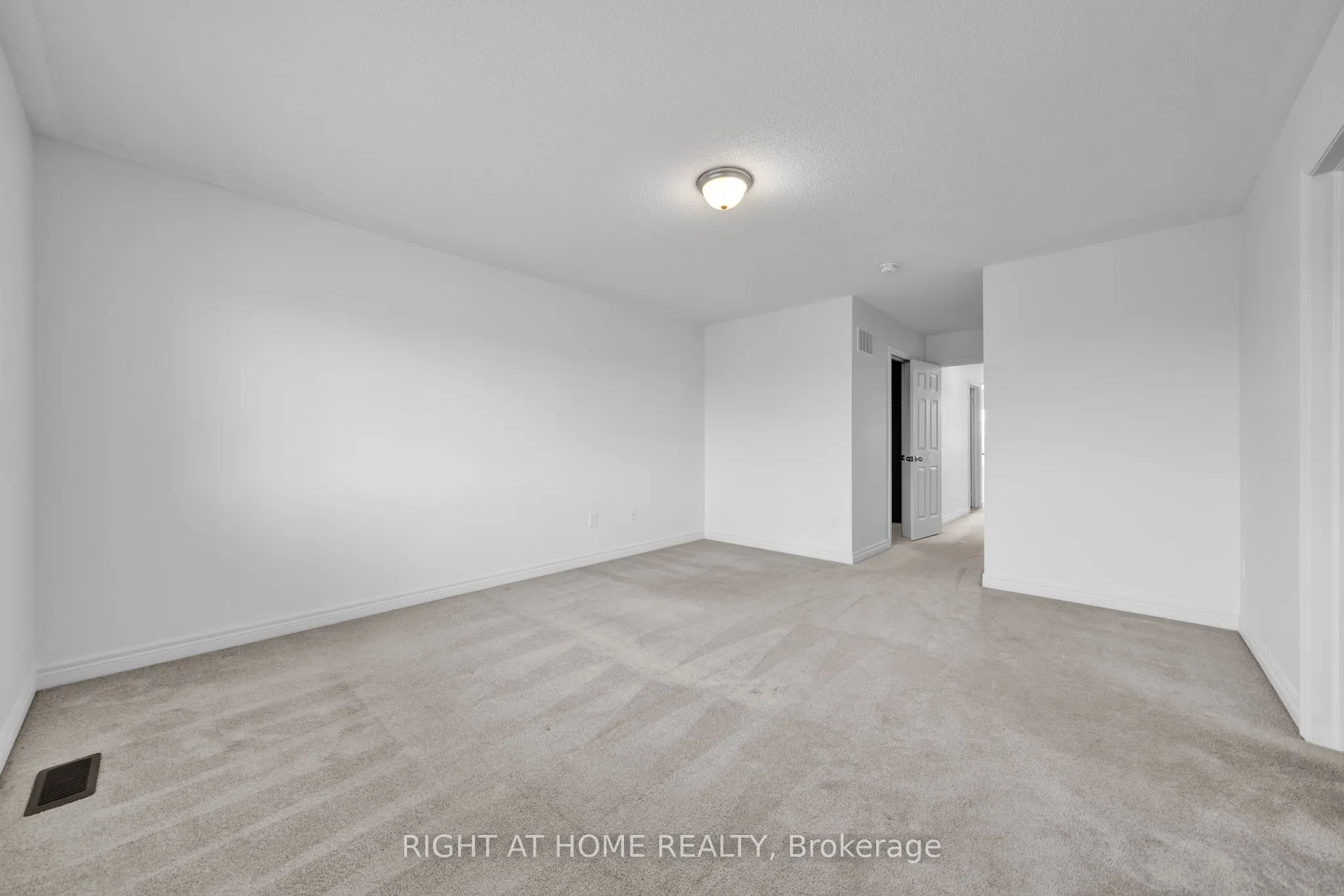 18 Romanelli Crescent