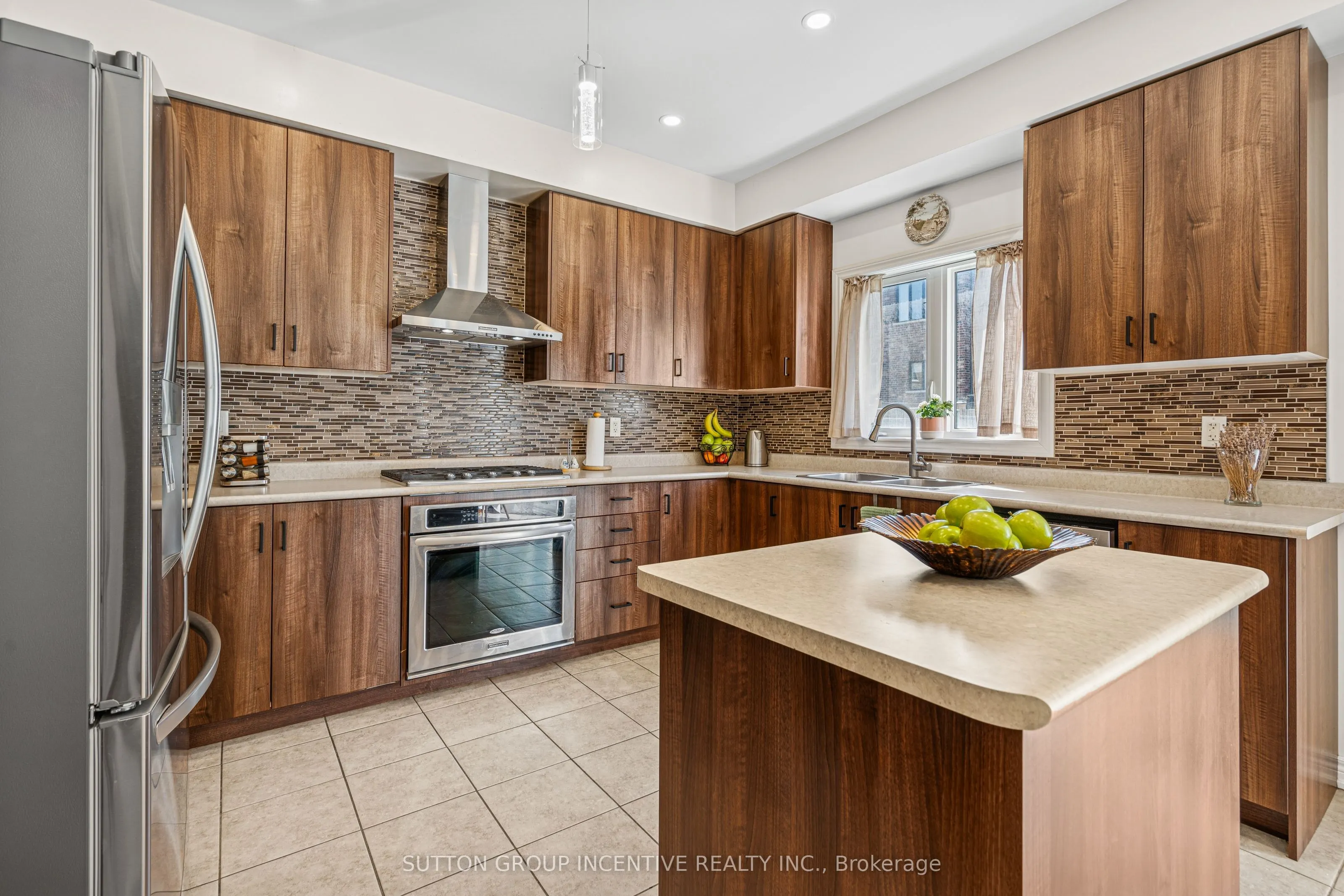 1322 Bardeau Street