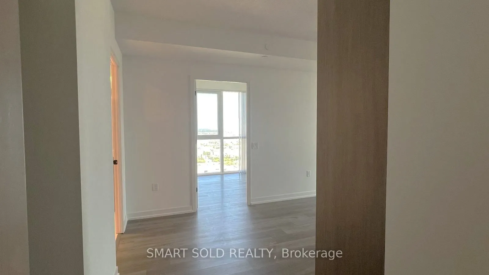 28 Interchange Way, #3210