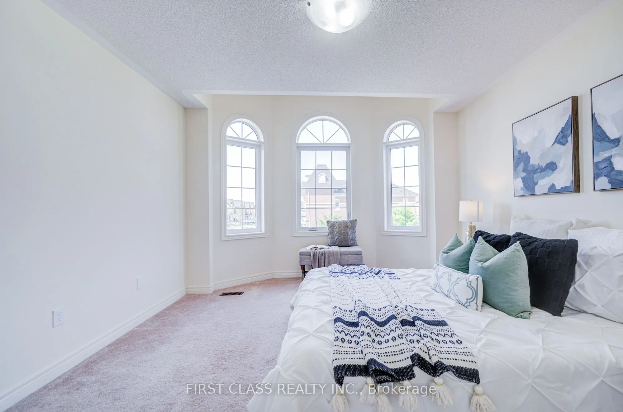 115 Noah's Farm Trail