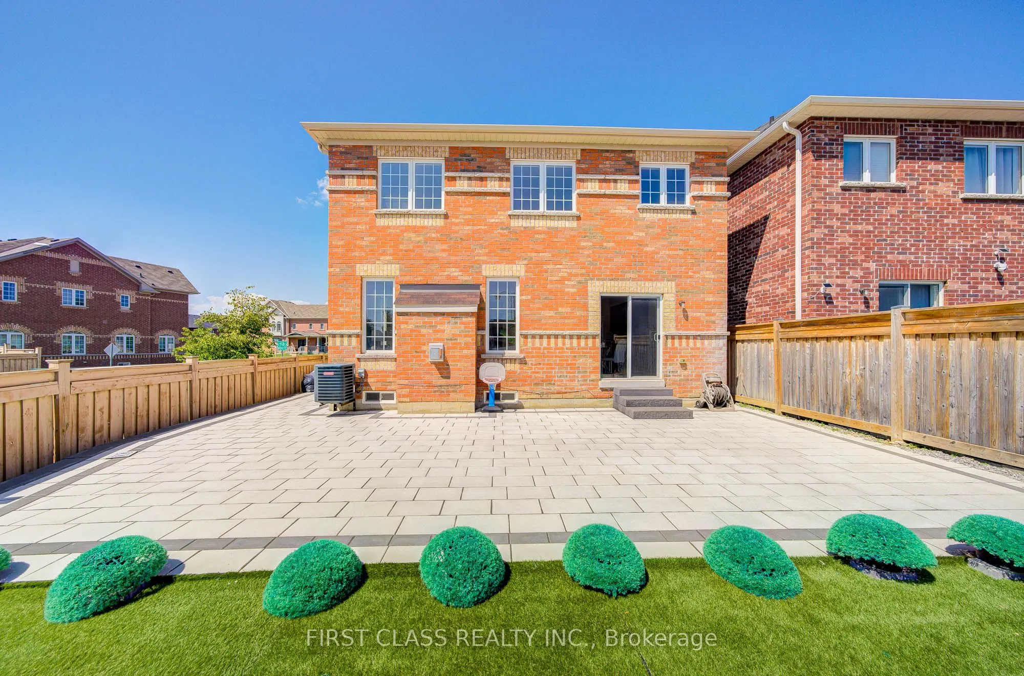 115 Noah's Farm Trail
