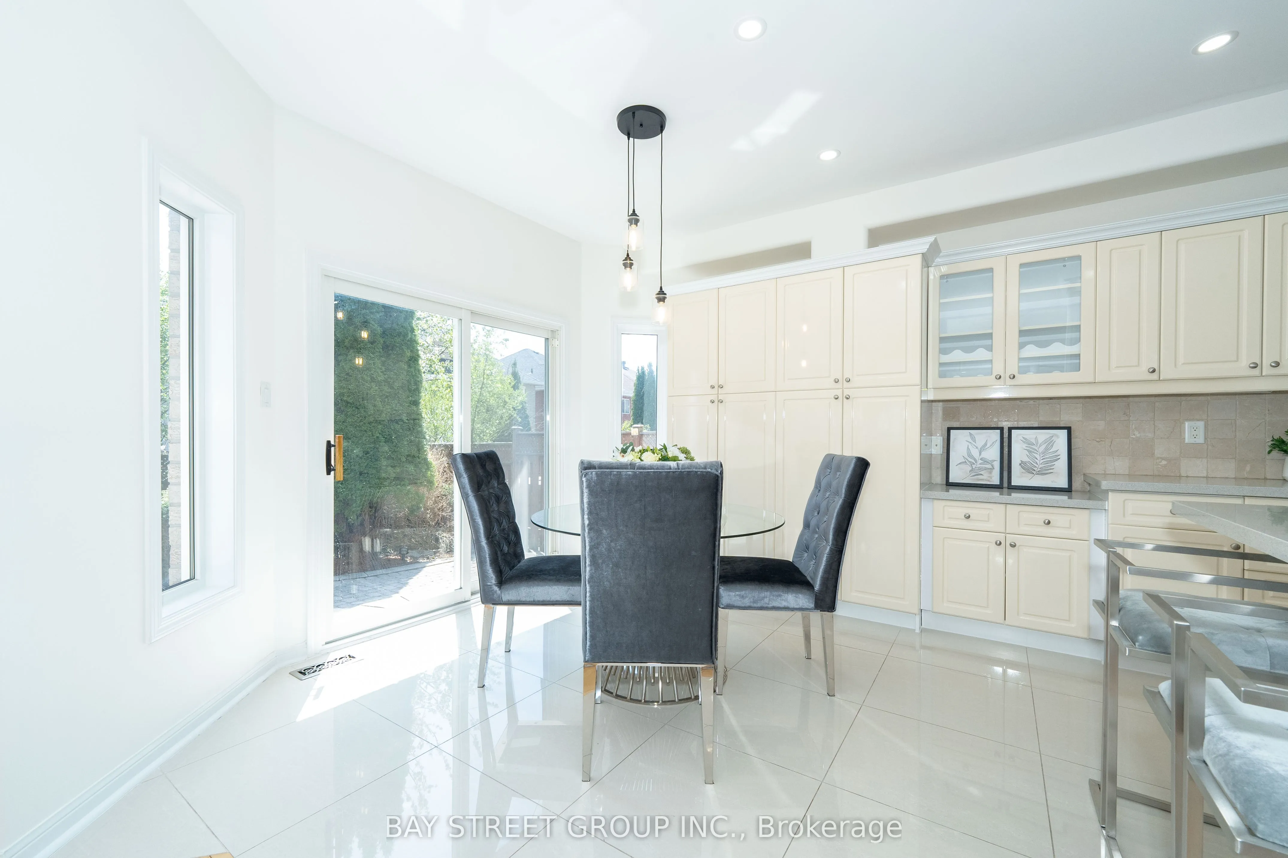 68 Sapphire Drive