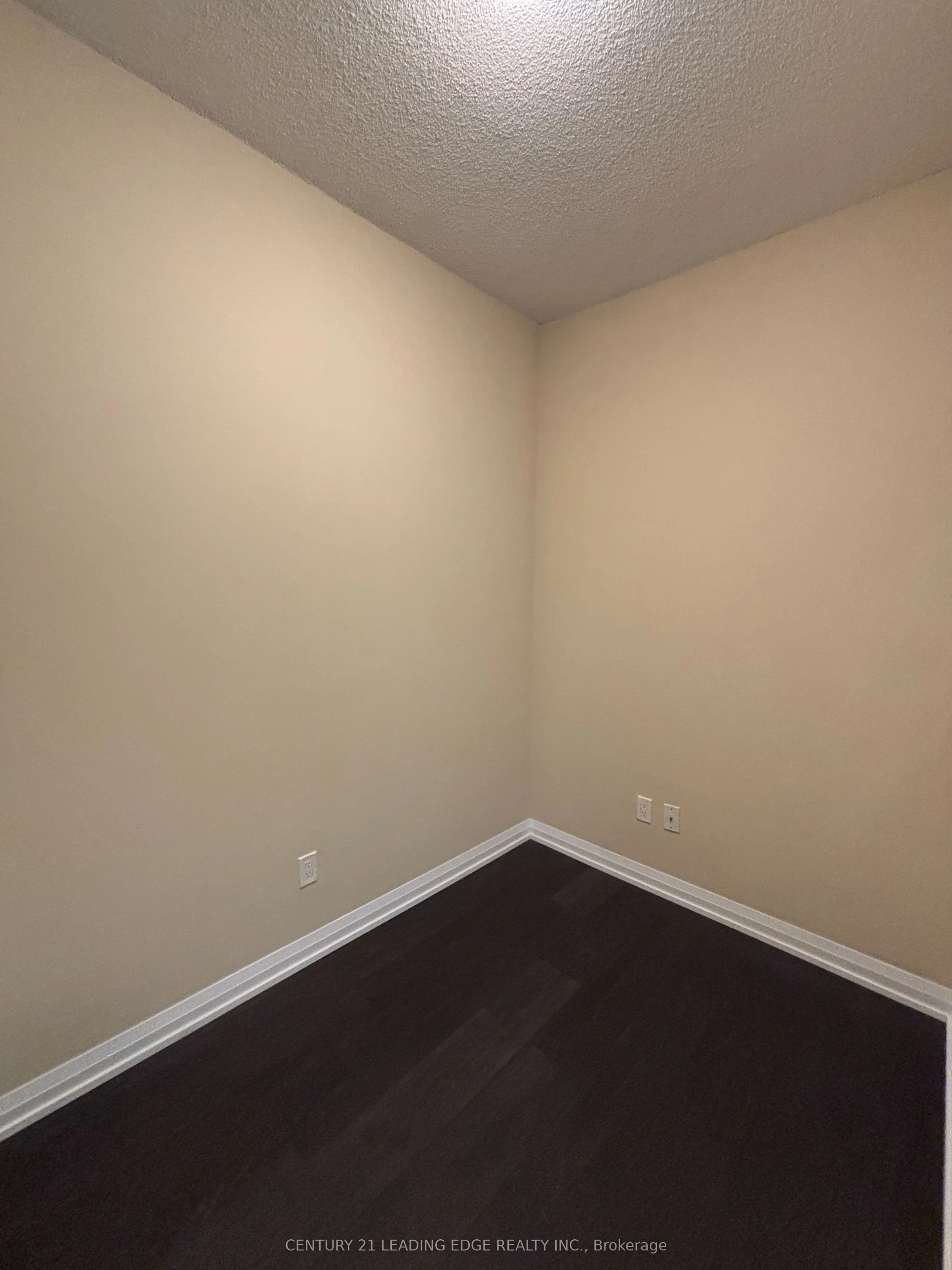 7895 Jane Street, #517