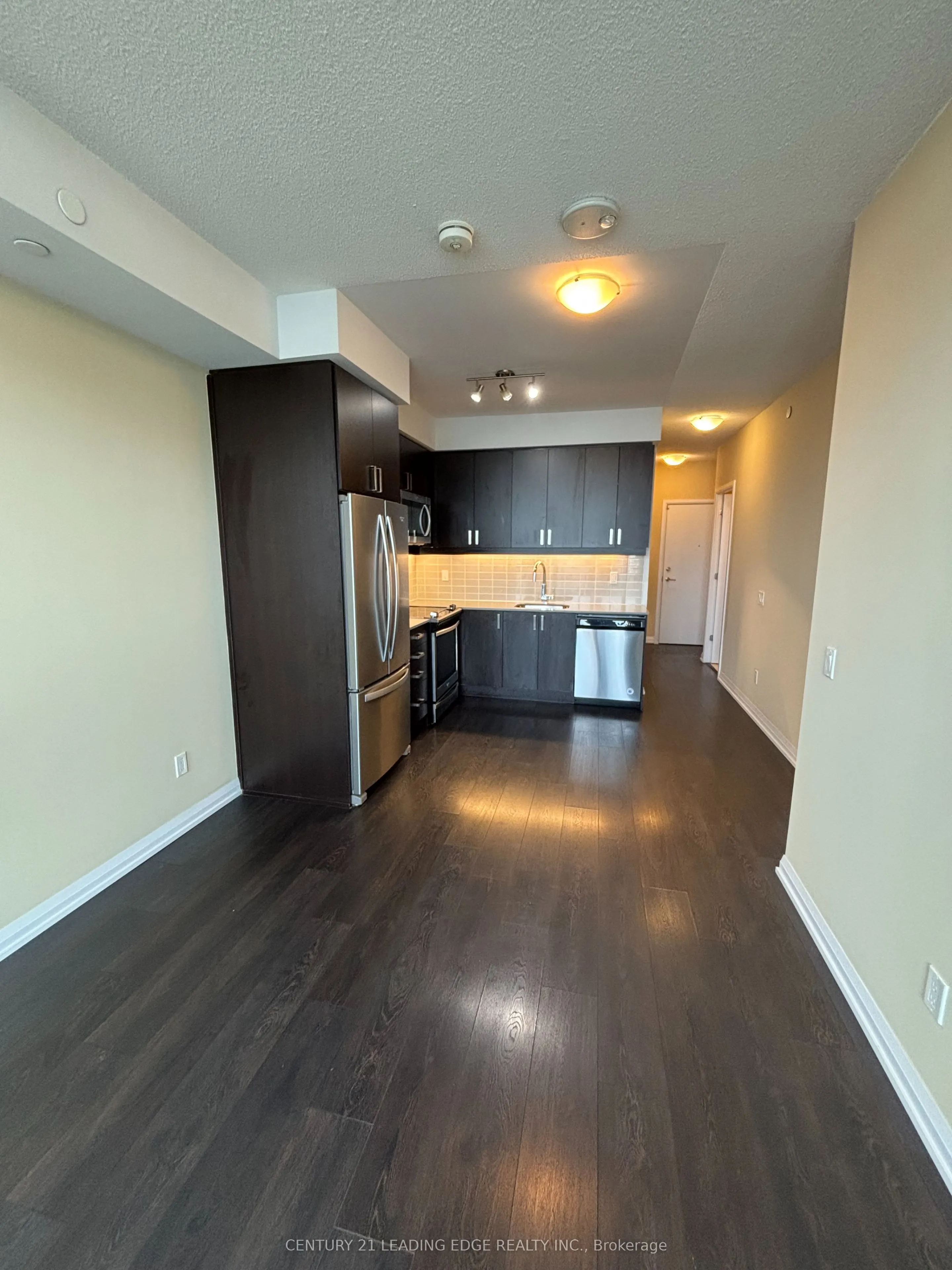7895 Jane Street, #517