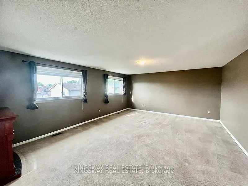 325 Salisbury Lane
