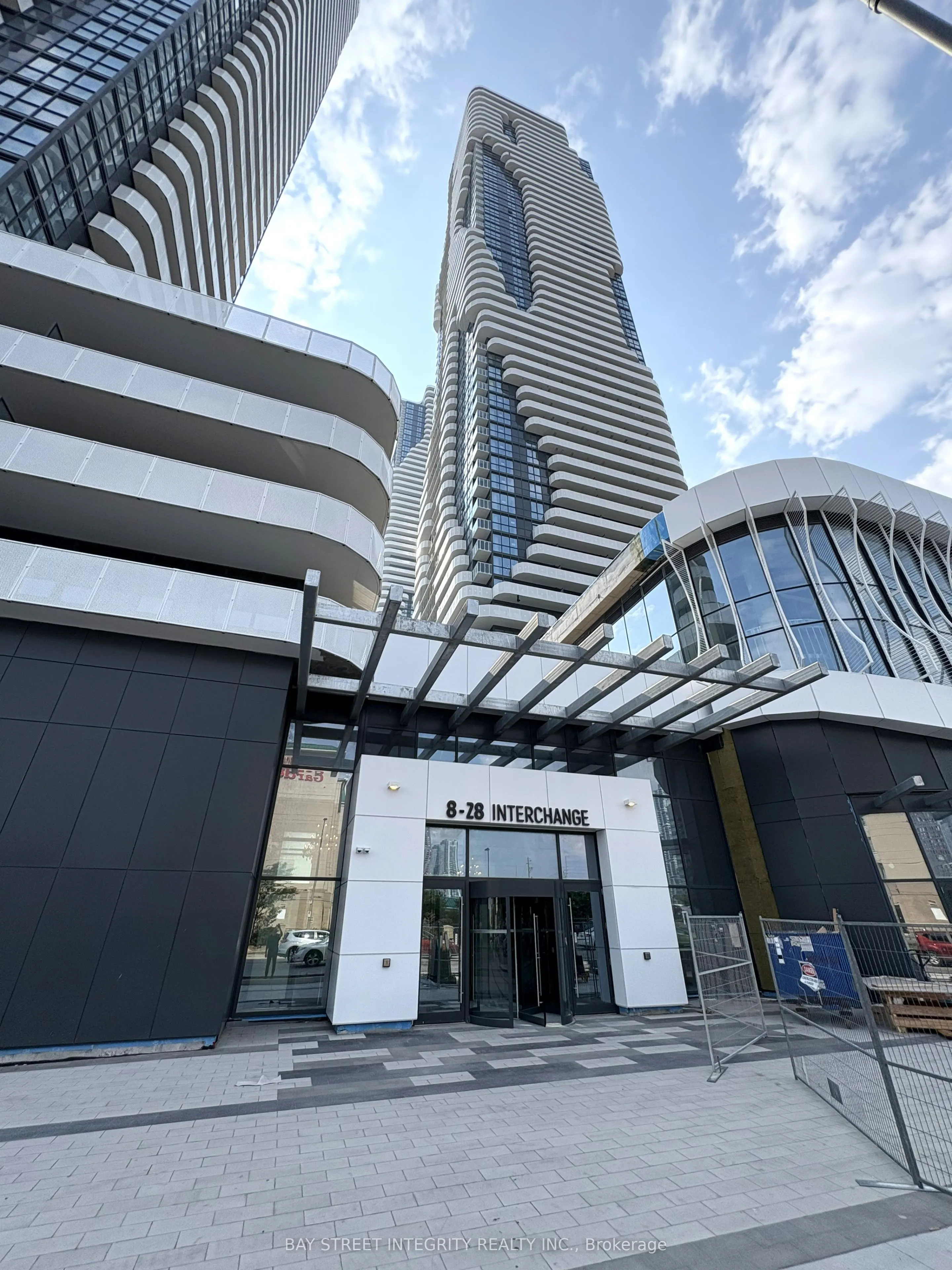 28 Interchange Way, #3206
