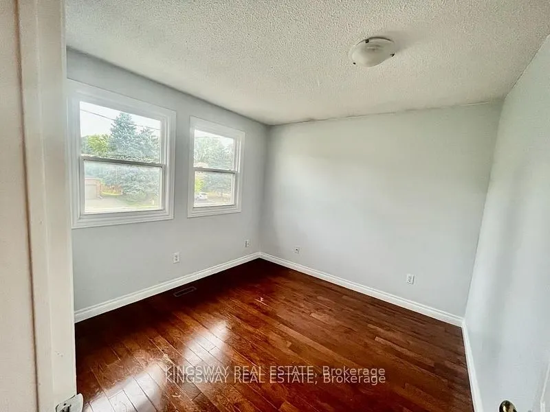 325 Salisbury Lane