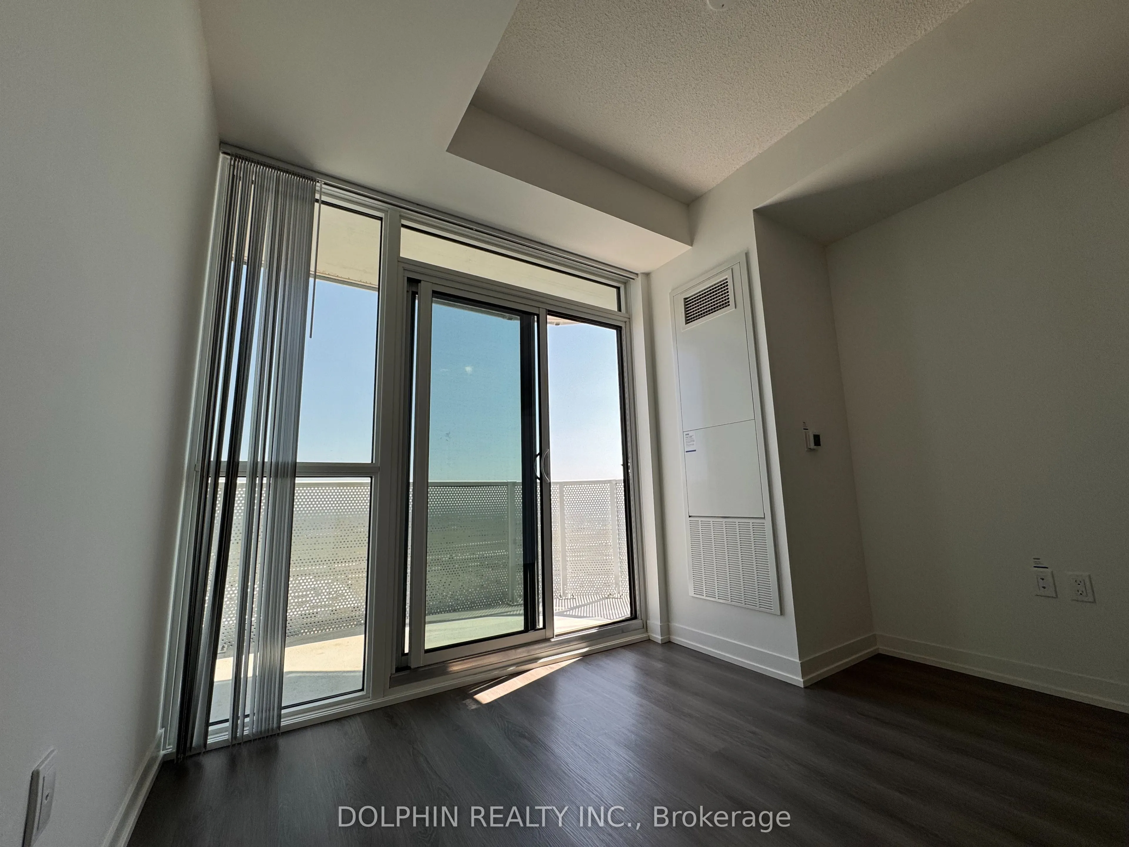 28 Interchange Way, #3212